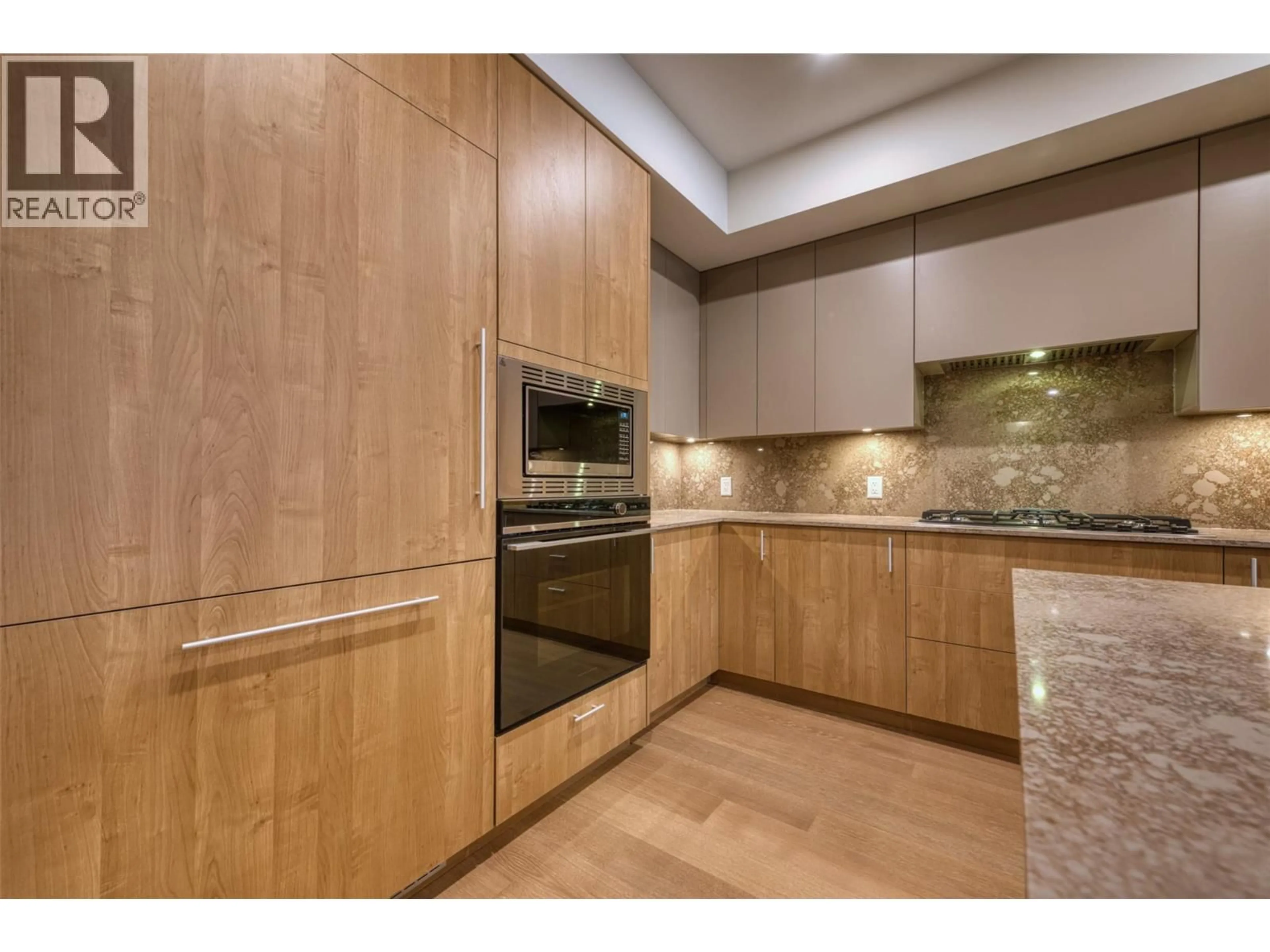 Contemporary kitchen, unknown for 201 - 9654 BENCHLAND DRIVE, Lake Country British Columbia V4V0C5