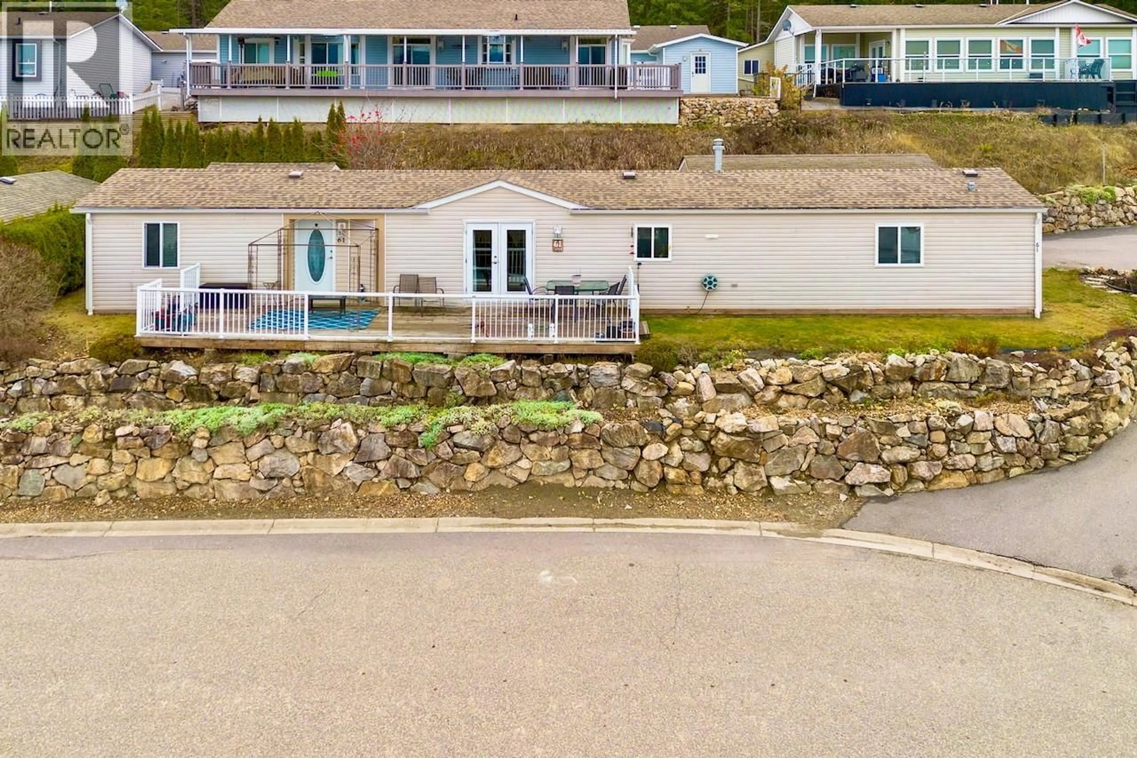A pic from outside/outdoor area/front of a property/back of a property/a pic from drone, water/lake/river/ocean view for 61 - 1510 TRANS CANADA HIGHWAY, Sorrento British Columbia V0E2W0