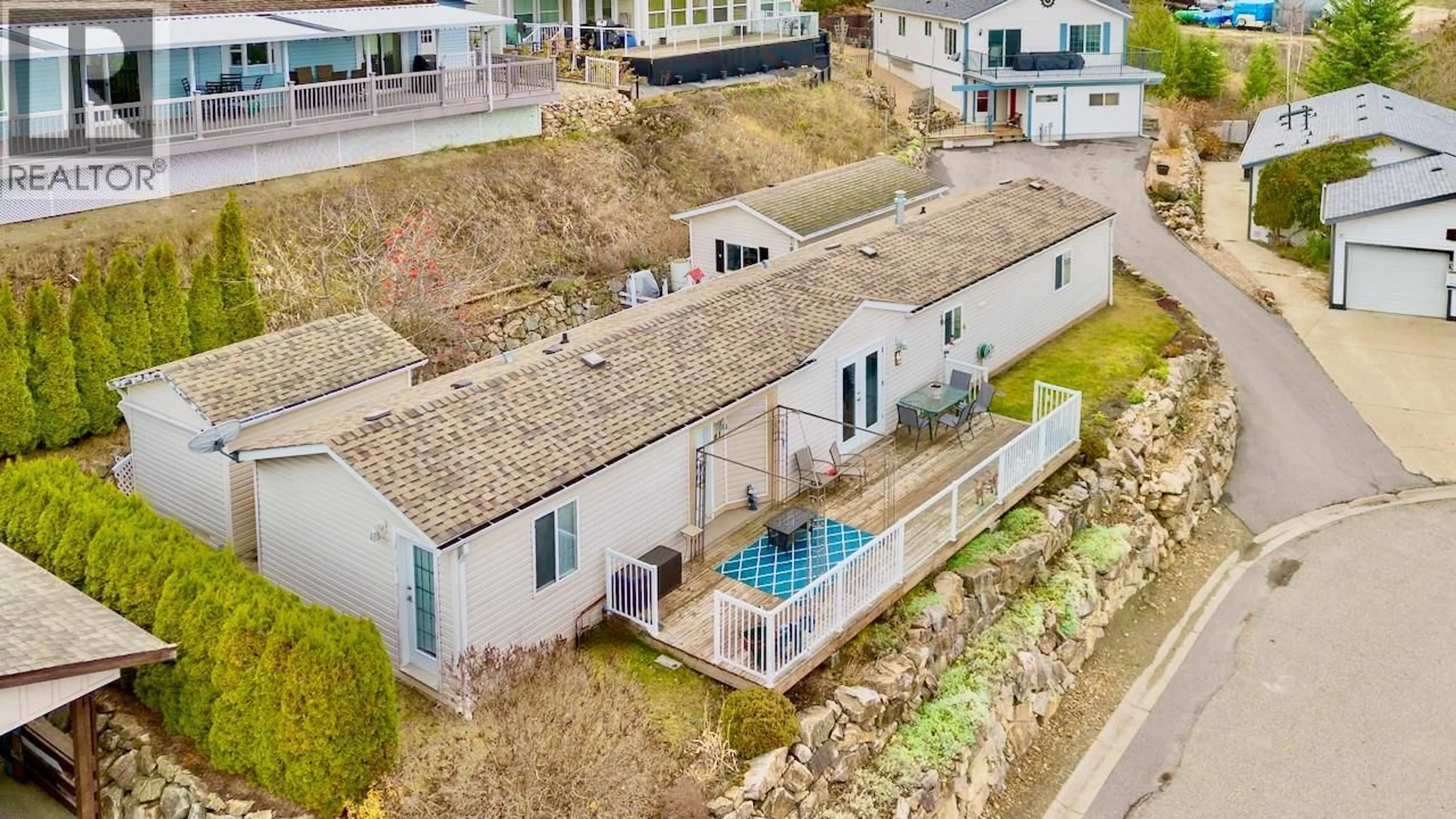 A pic from outside/outdoor area/front of a property/back of a property/a pic from drone, unknown for 61 - 1510 TRANS CANADA HIGHWAY, Sorrento British Columbia V0E2W0