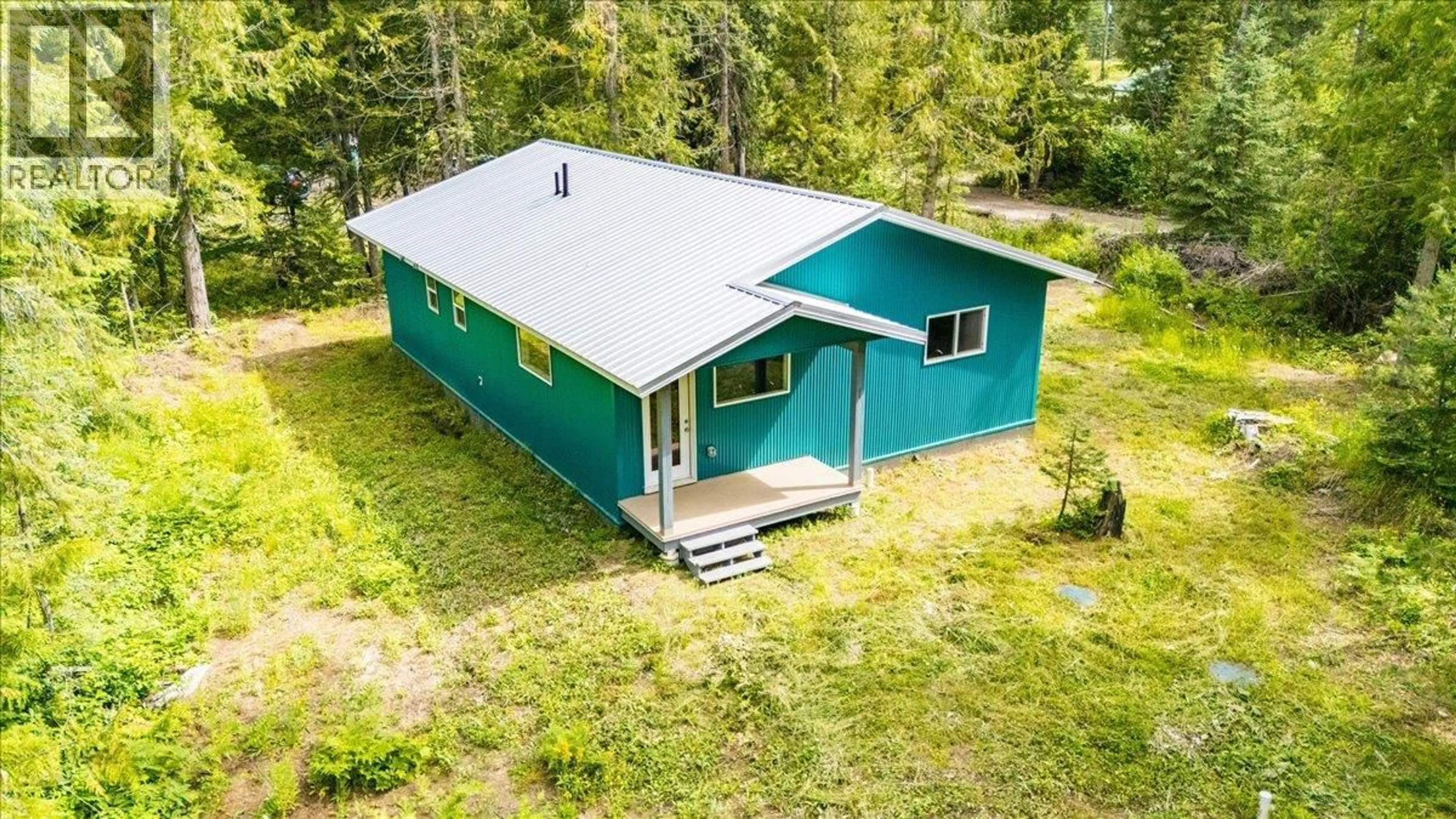 A pic from outside/outdoor area/front of a property/back of a property/a pic from drone, unknown for 116 LINESS ROAD, Salmo British Columbia V0G1Z0