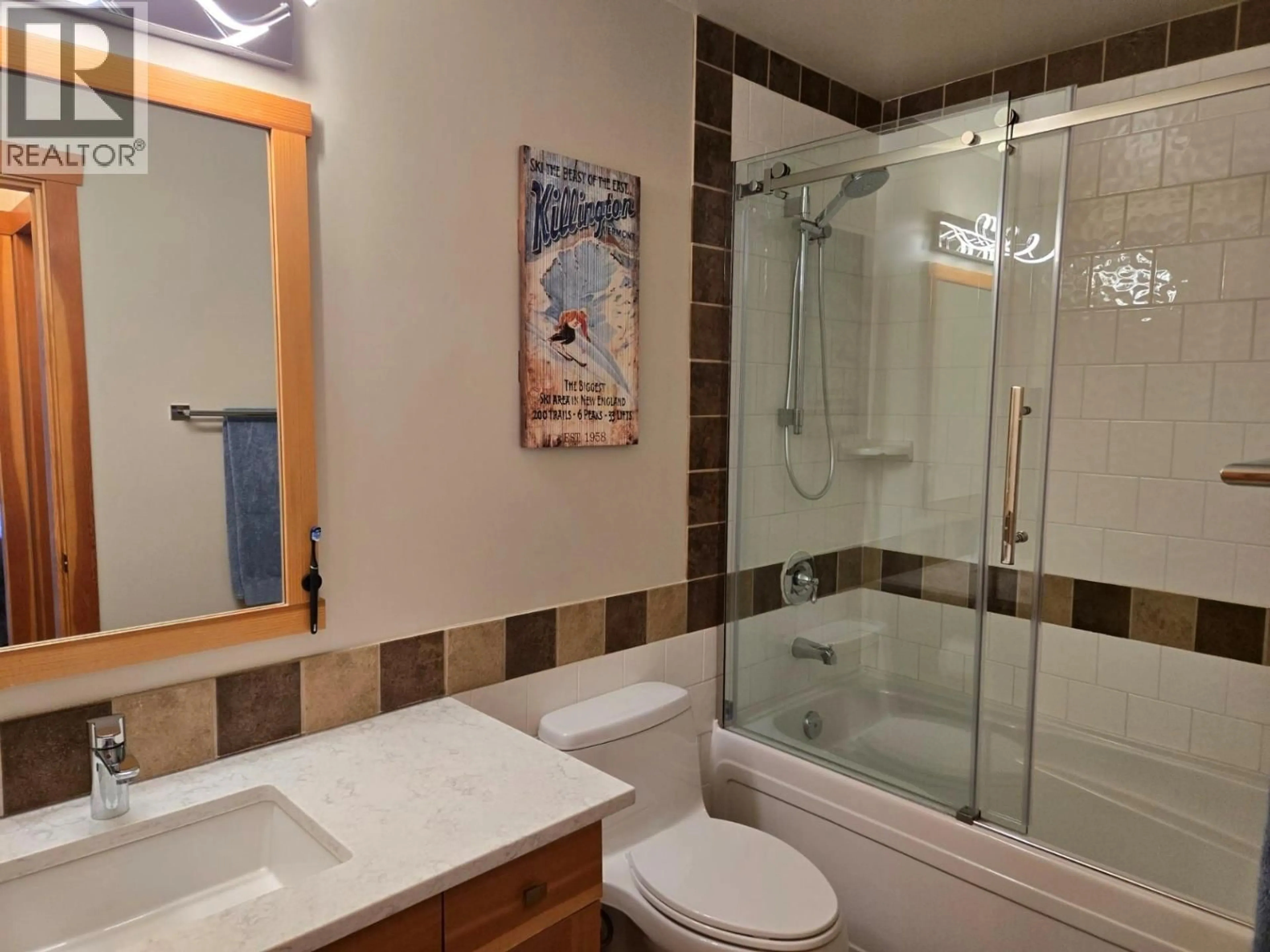 Standard bathroom, ceramic/tile floor for 15 - 2002 PANORAMA DRIVE, Panorama British Columbia V0A1T0