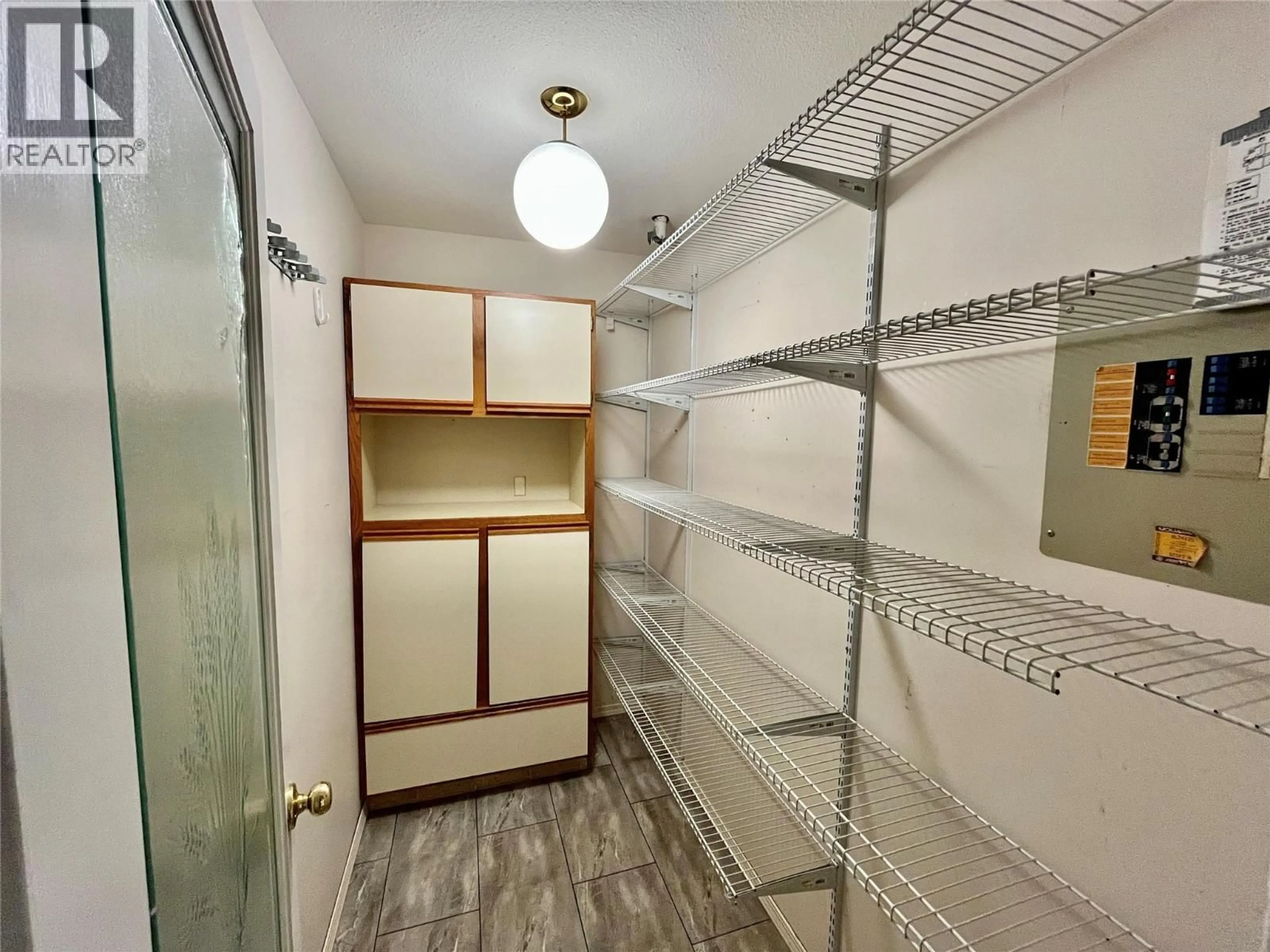 Storage room or clothes room or walk-in closet for 230 - 1045 SUTHERLAND AVENUE, Kelowna British Columbia V1Y5Y1