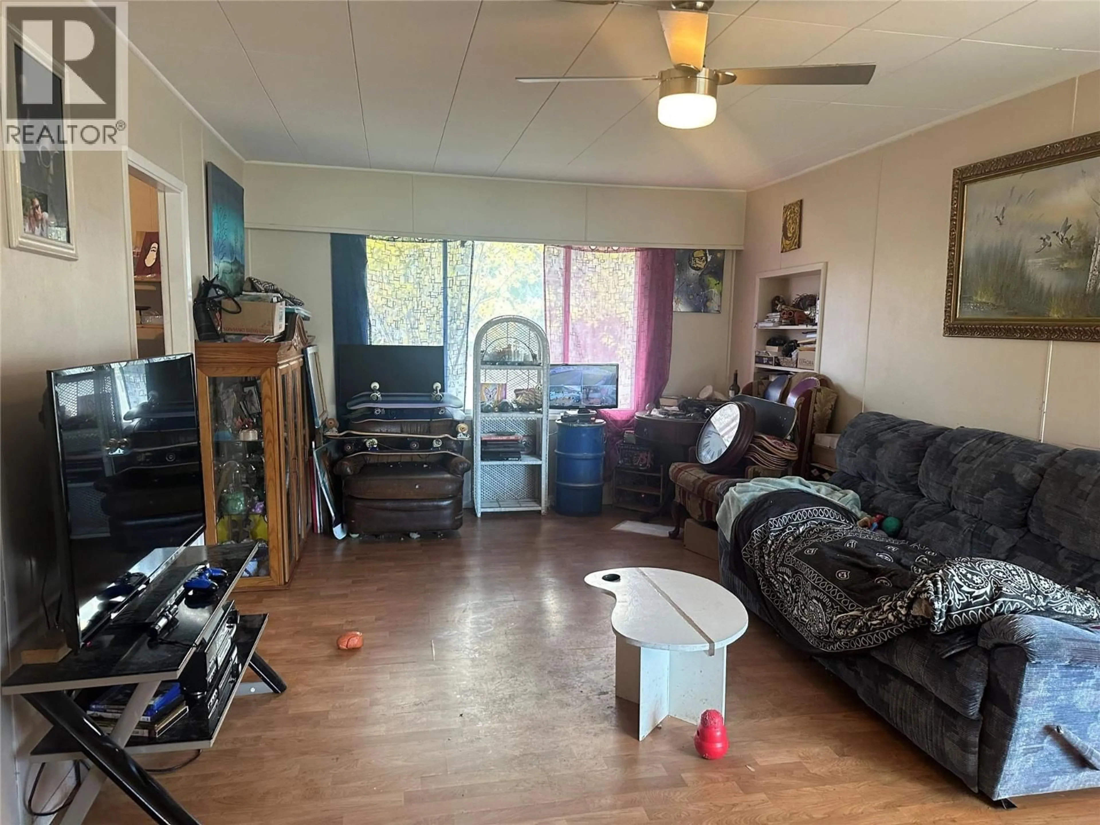 A pic of a room for 725 2ND AVENUE, Keremeos British Columbia V0X1N2