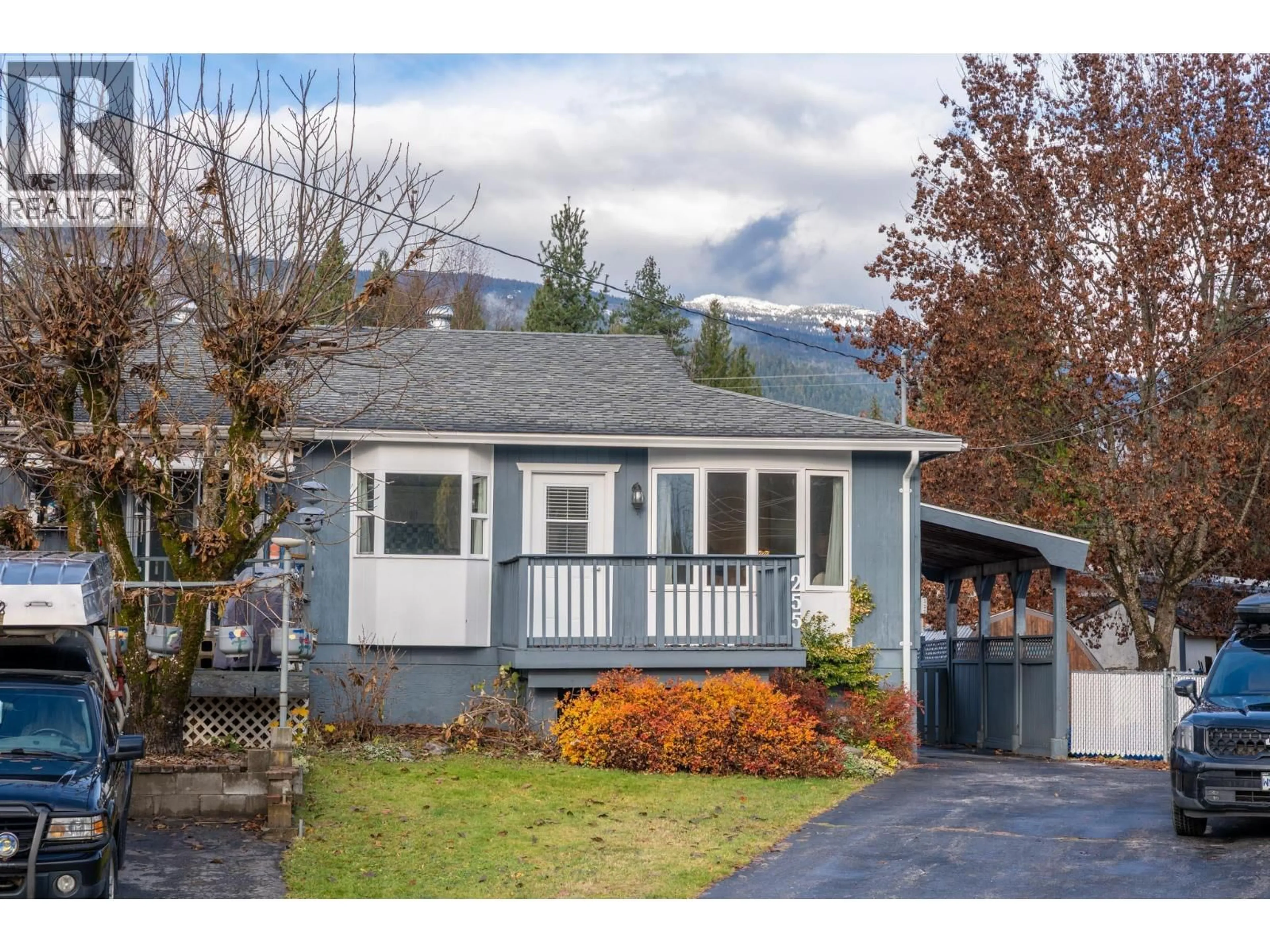 Home with vinyl exterior material, mountain view for 255 VIERS CRESCENT, Revelstoke British Columbia V0E2S0