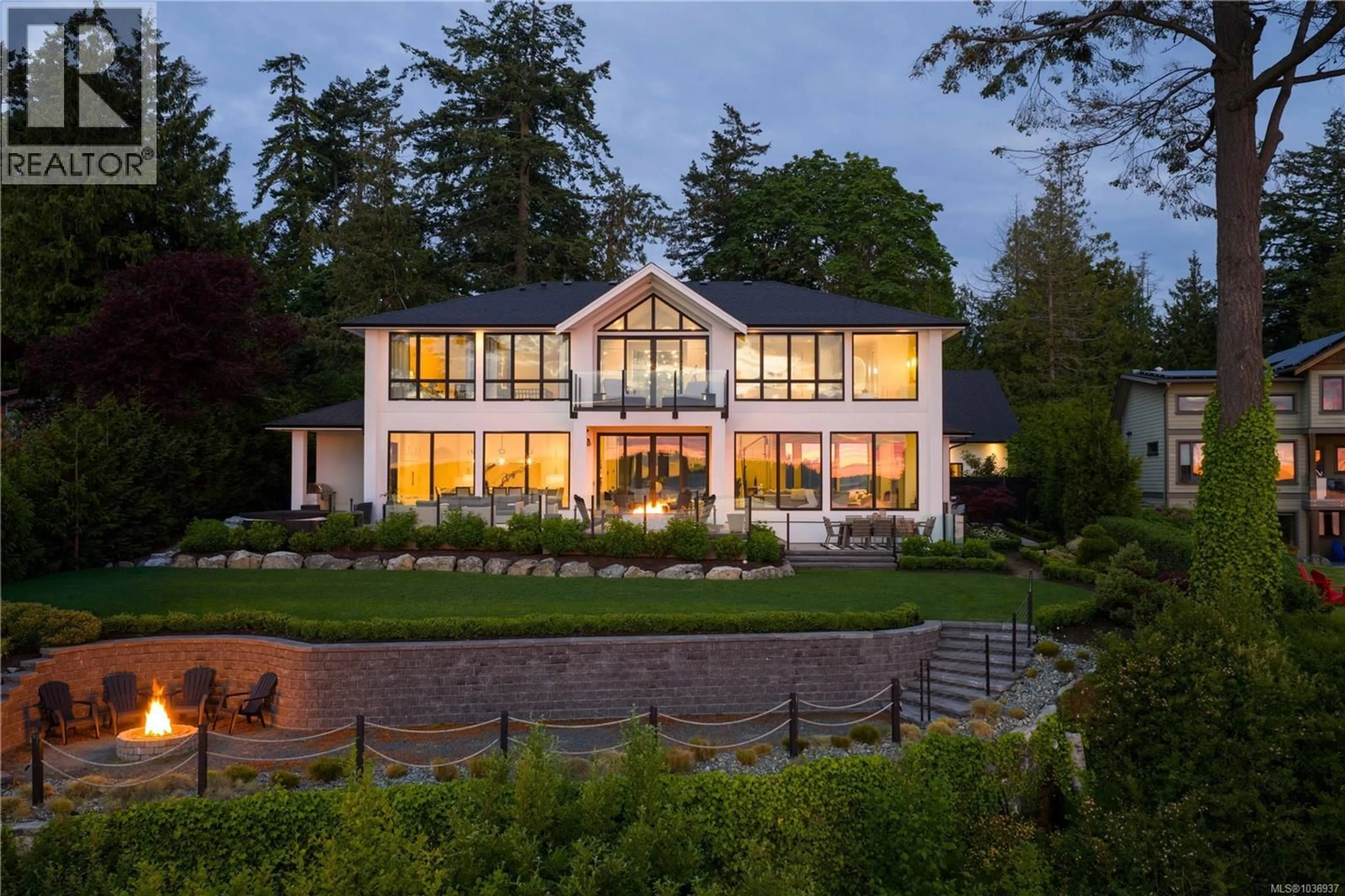Unknown for 8425 LOCHSIDE DRIVE, Central Saanich British Columbia V8M1T9