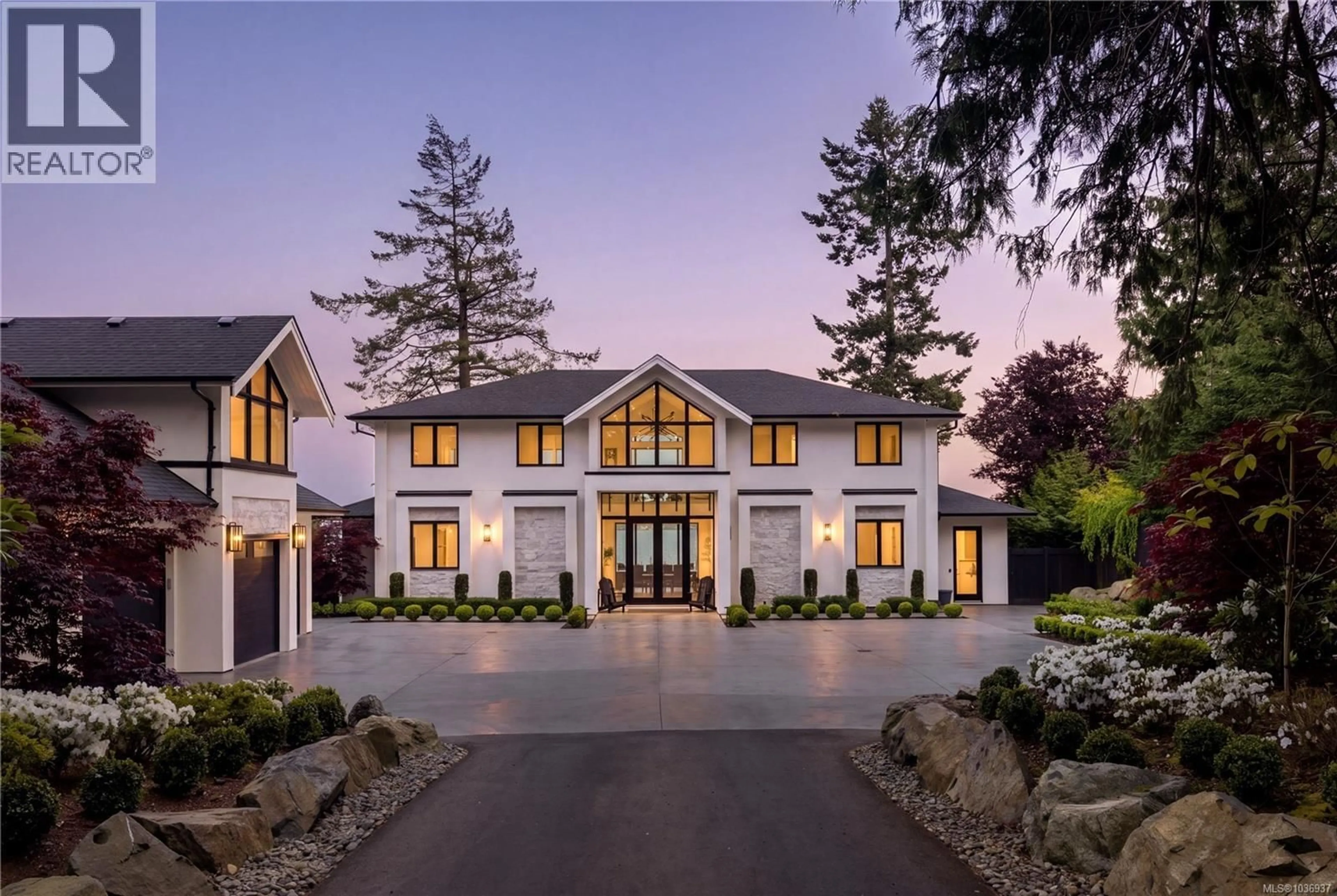 Unknown for 8425 LOCHSIDE DRIVE, Central Saanich British Columbia V8M1T9