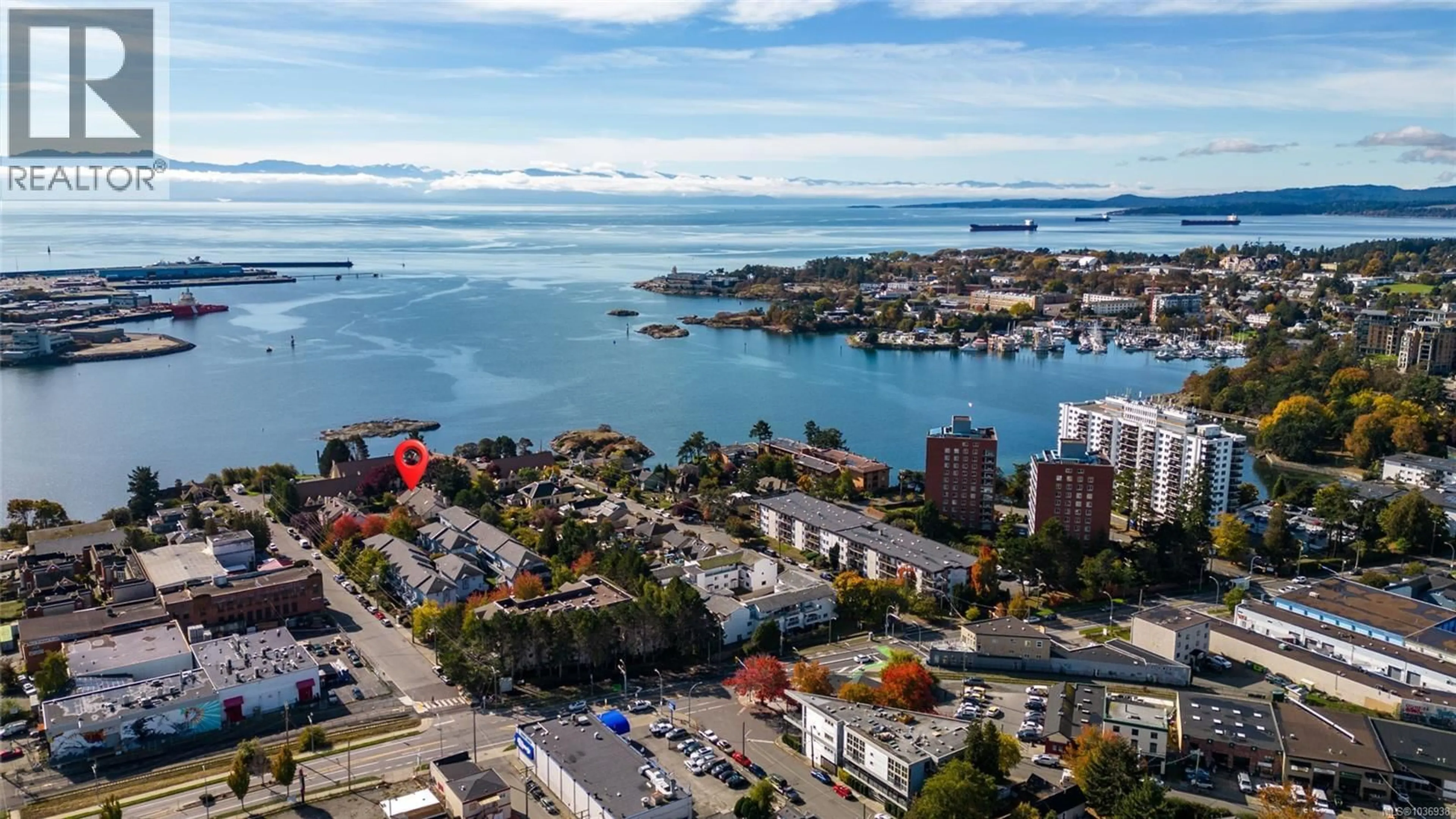 A pic from outside/outdoor area/front of a property/back of a property/a pic from drone, water/lake/river/ocean view for 5 - 216 RUSSELL STREET, Victoria British Columbia V9A3X2