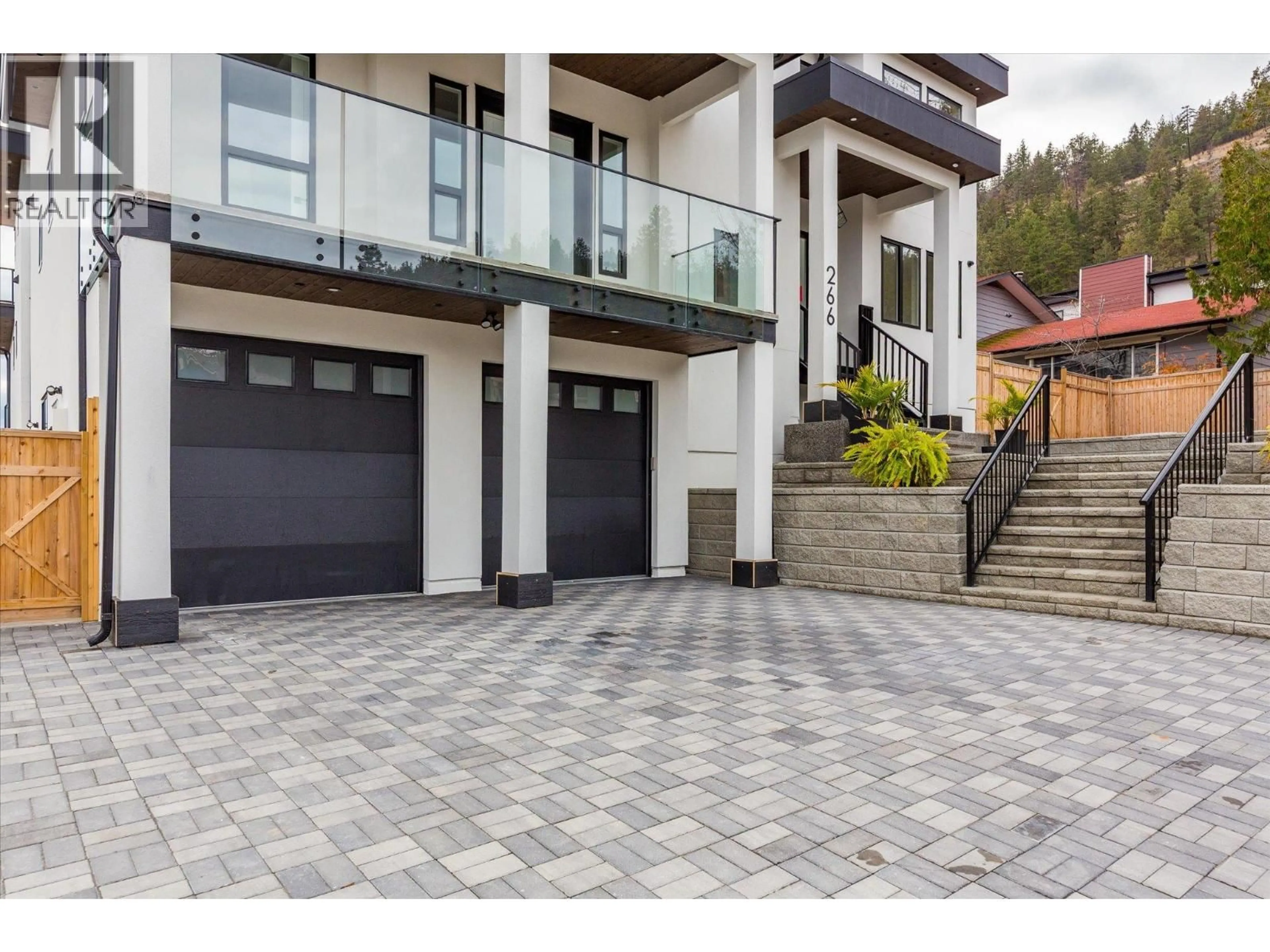 Unknown for 266 RANCHHILL COURT, Kelowna British Columbia V1V1T4