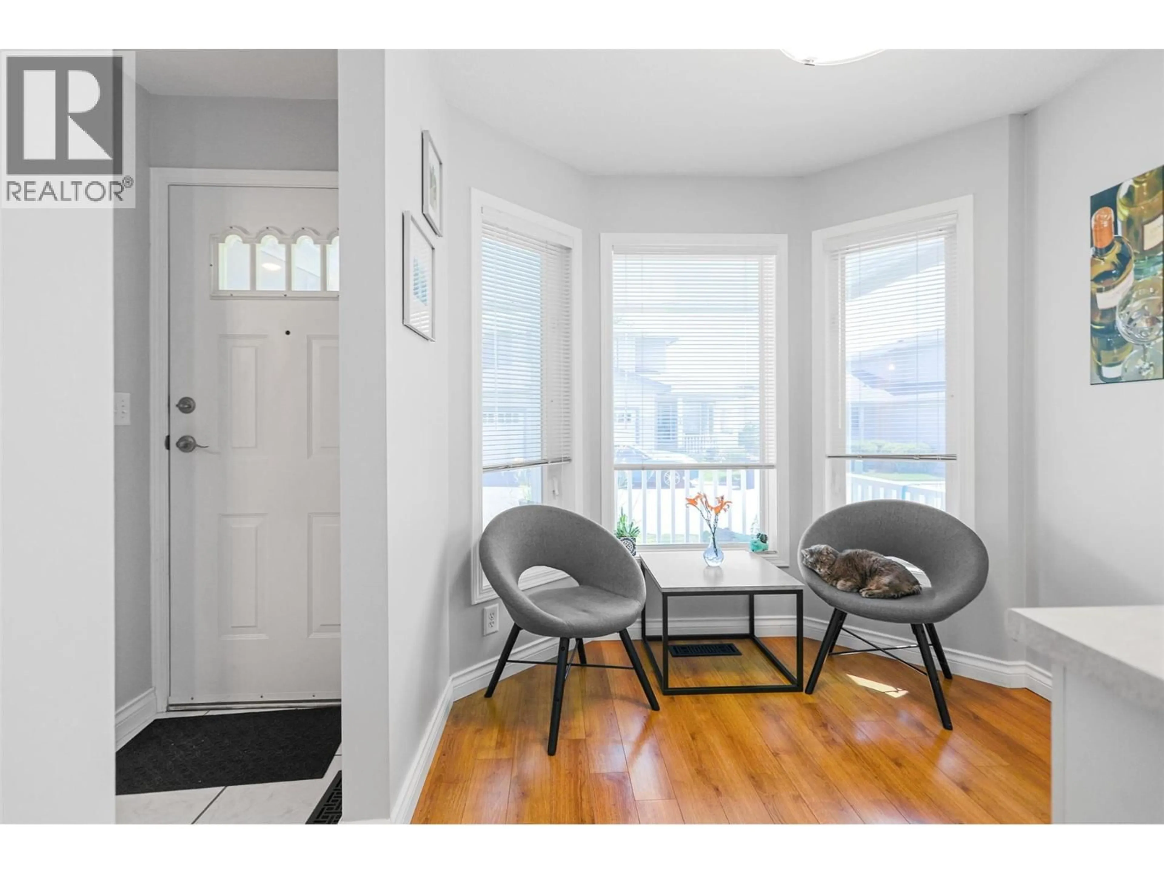 Indoor entryway for 109 - 1120 GUISACHAN ROAD, Kelowna British Columbia V1Y9R5