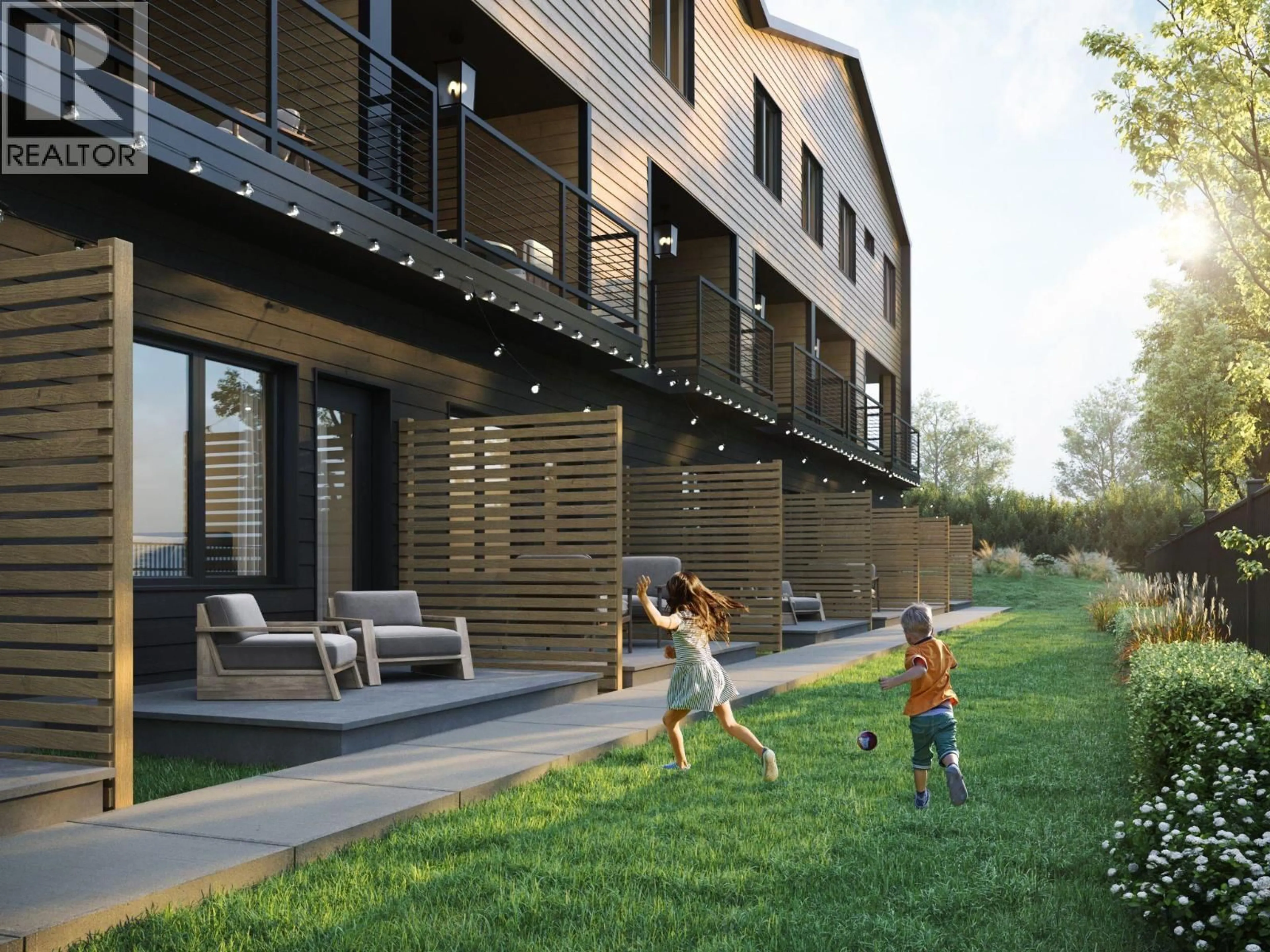 Patio, street for 10 - 1004 FOURTH STREET, Revelstoke British Columbia V0E2S1