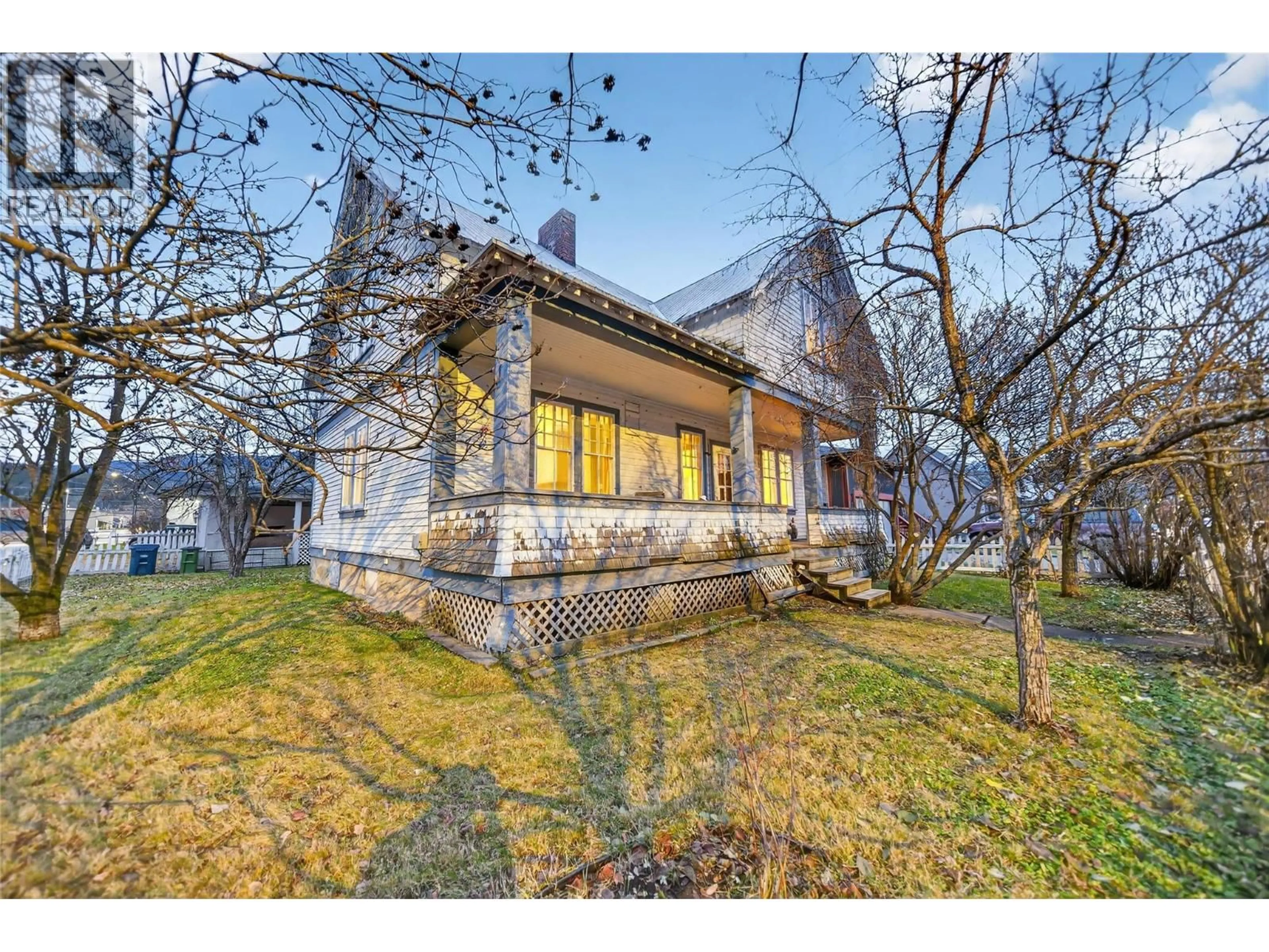 Unknown for 892 9TH AVENUE, Fernie British Columbia V0B1M5