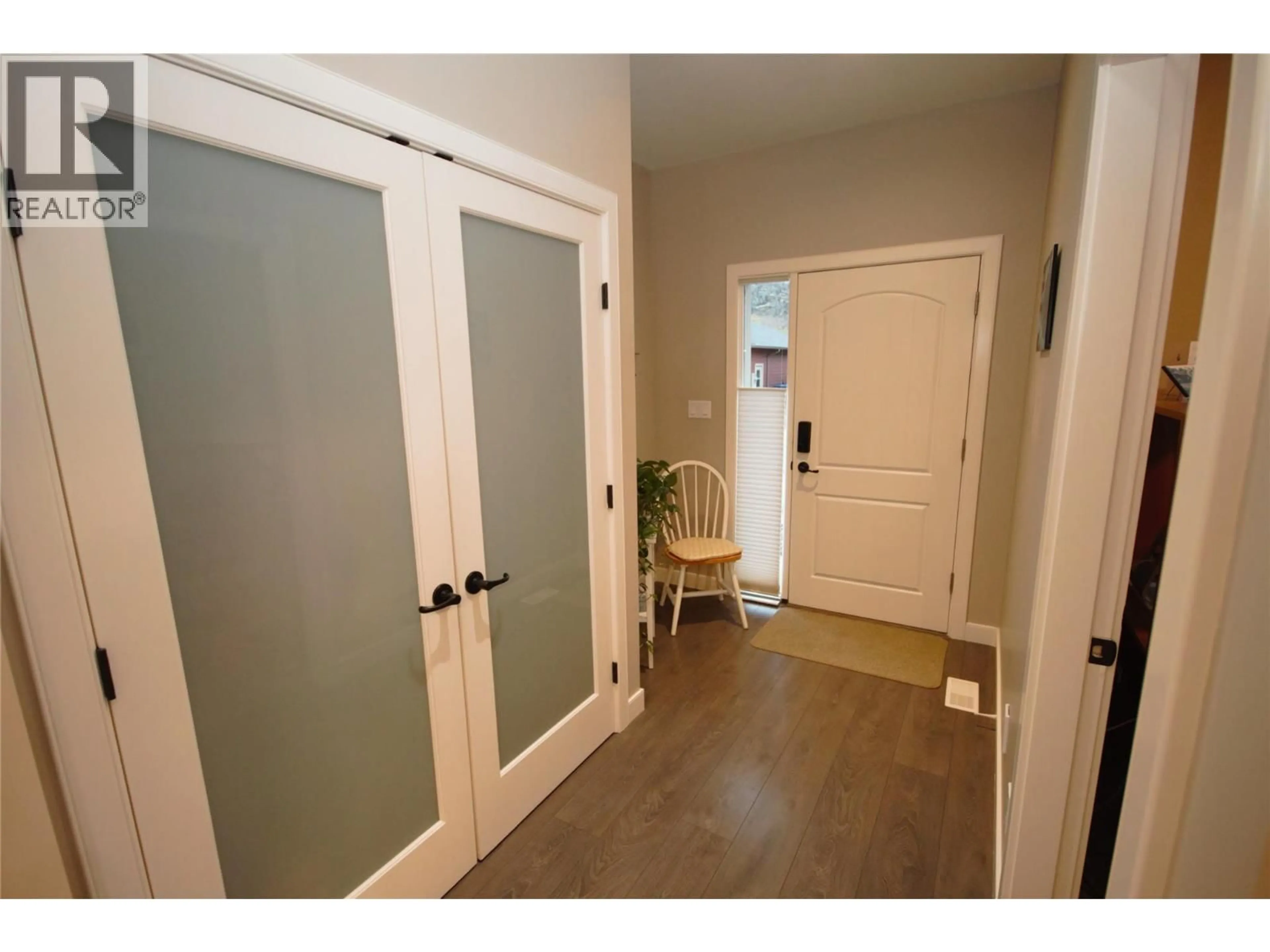 Indoor entryway for 131 WILLOWS PLACE, Oliver British Columbia V0H1T4