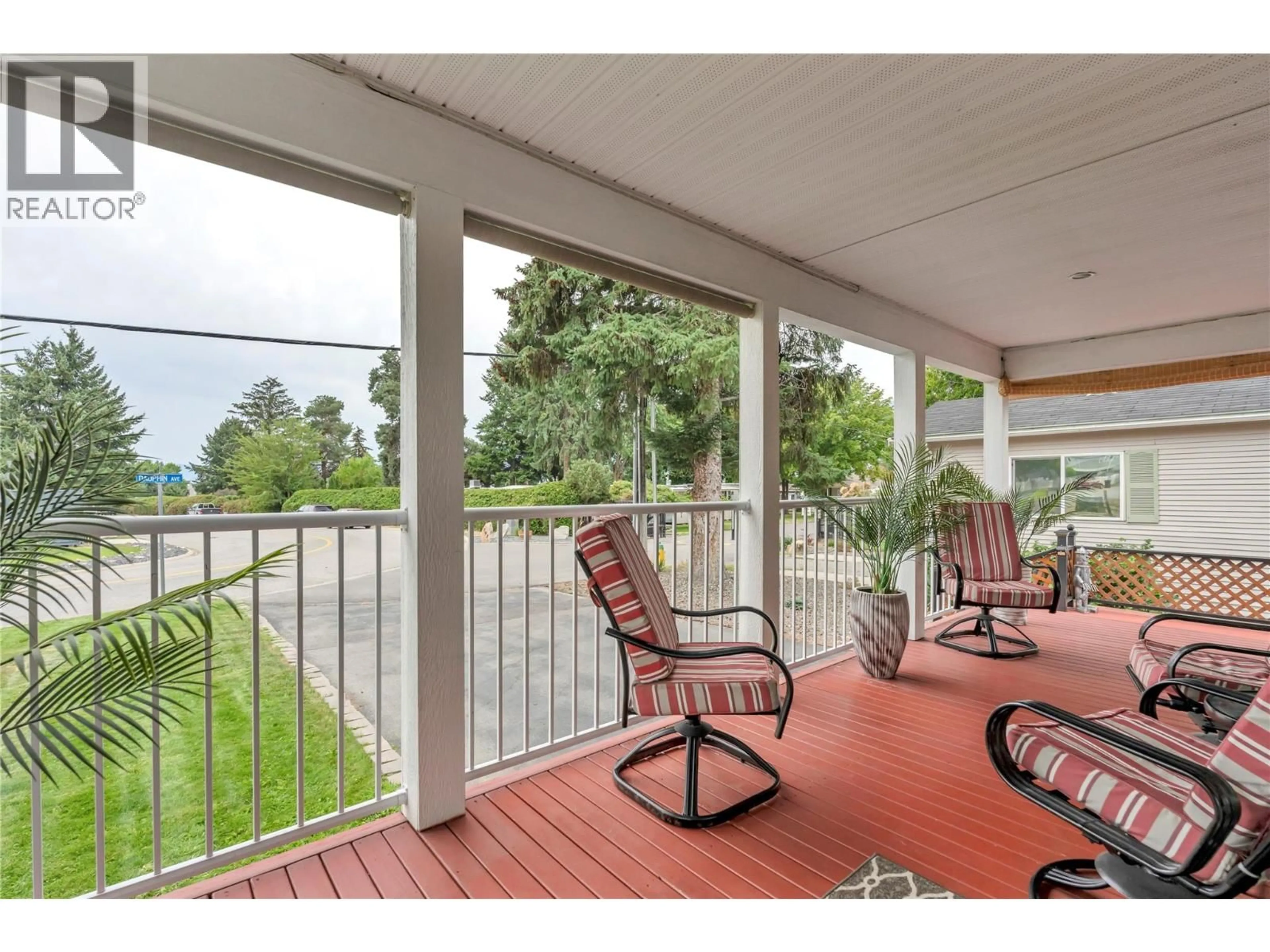 Patio, water/lake/river/ocean view for 8 - 197 DAUPHIN AVENUE, Penticton British Columbia V2A3S3
