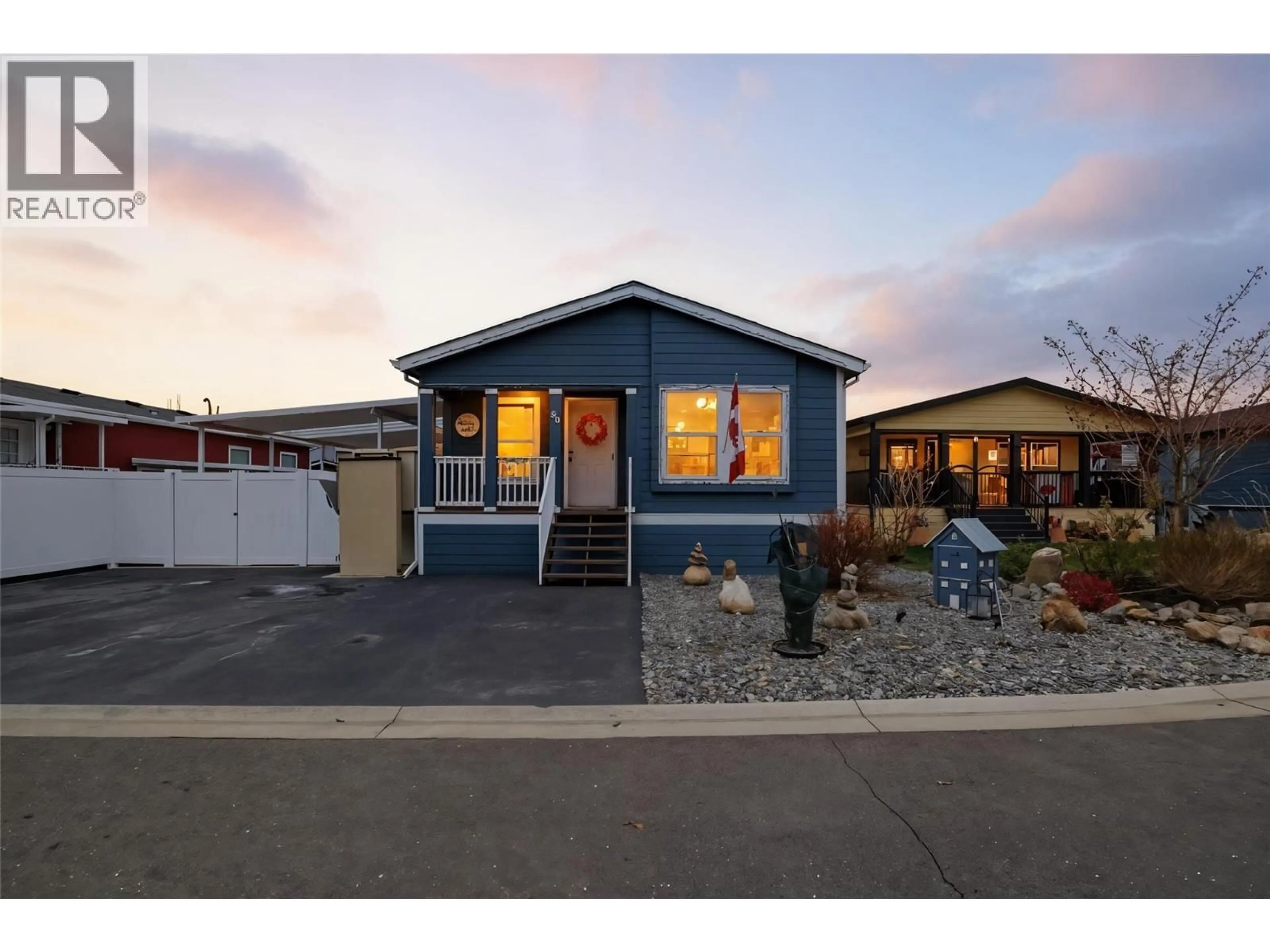 Home with vinyl exterior material, street for 39 - 1030 RICARDO ROAD, Kamloops British Columbia V2H0C7