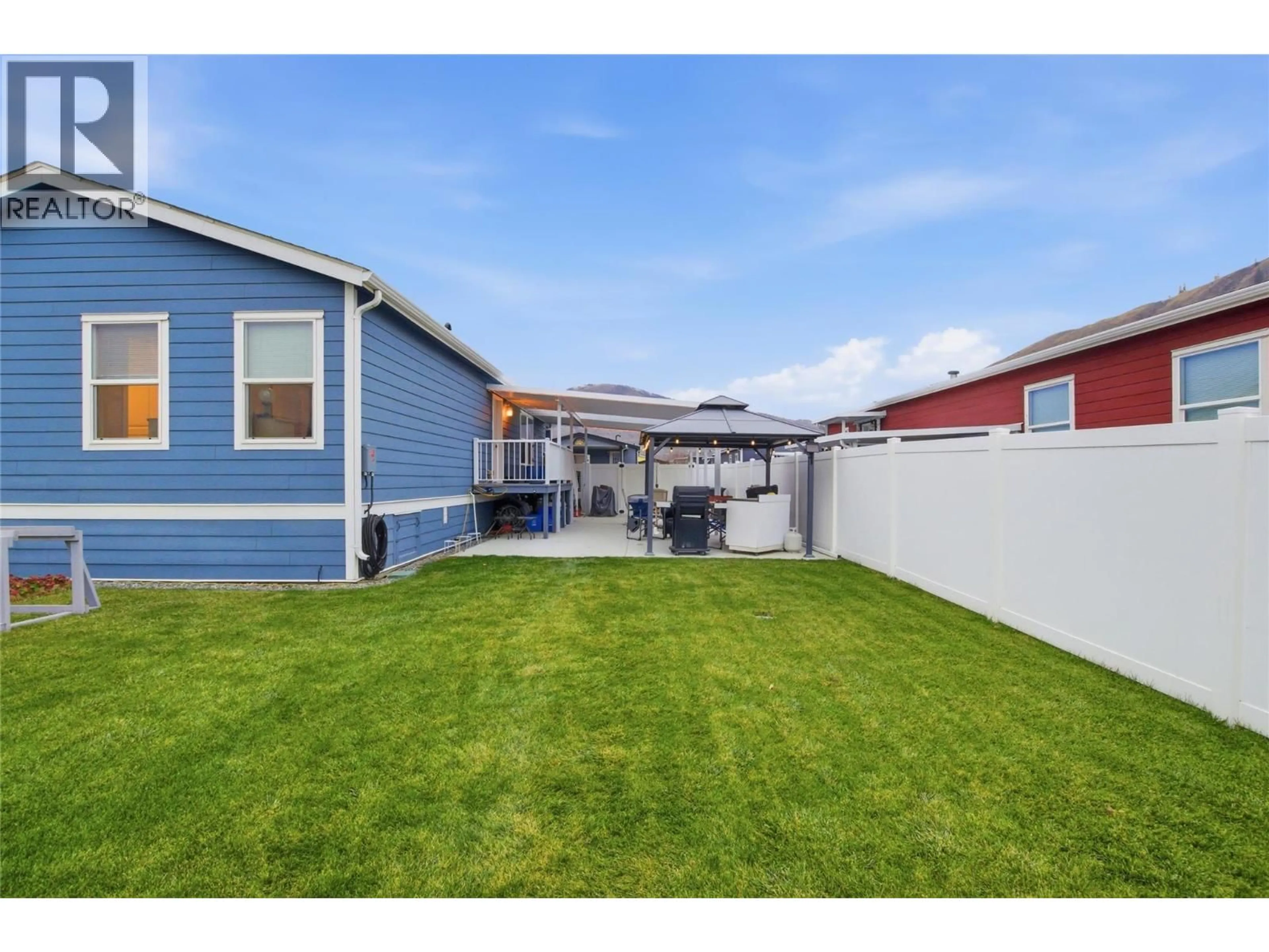A pic from outside/outdoor area/front of a property/back of a property/a pic from drone, street for 39 - 1030 RICARDO ROAD, Kamloops British Columbia V2H0C7