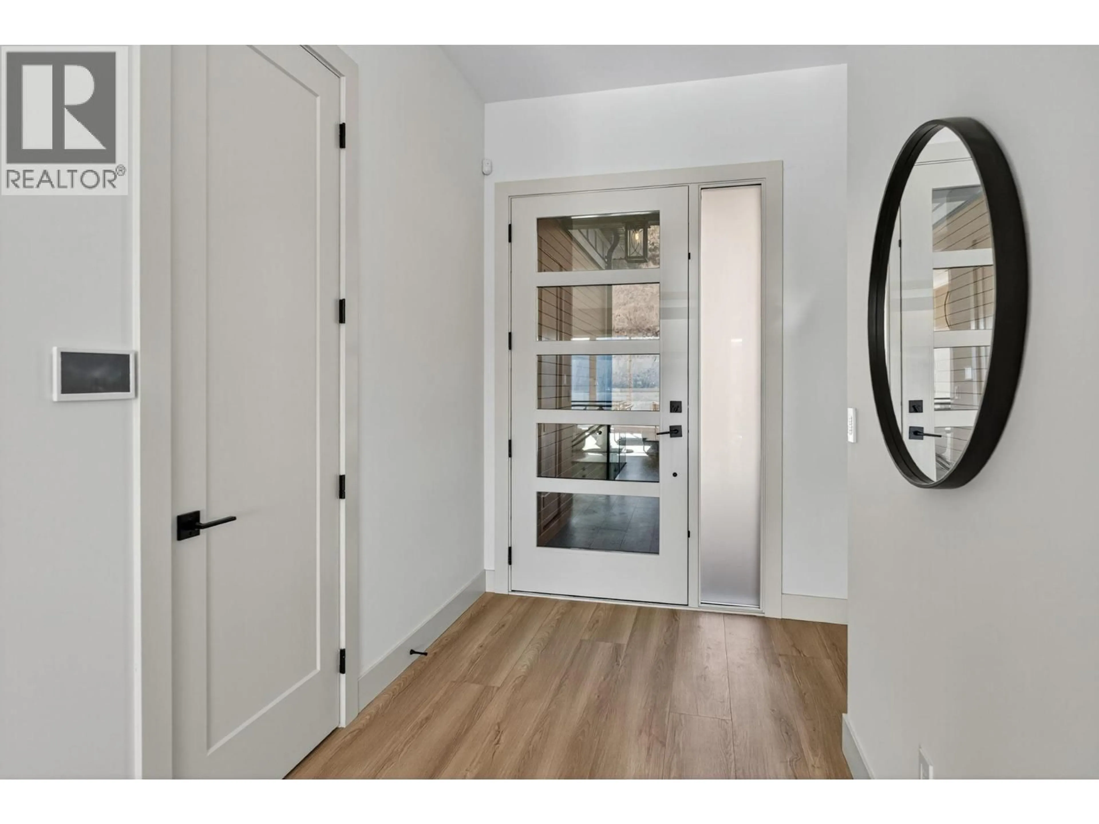 Indoor entryway for 8932 TAVISTOCK ROAD, Vernon British Columbia V1H2L4