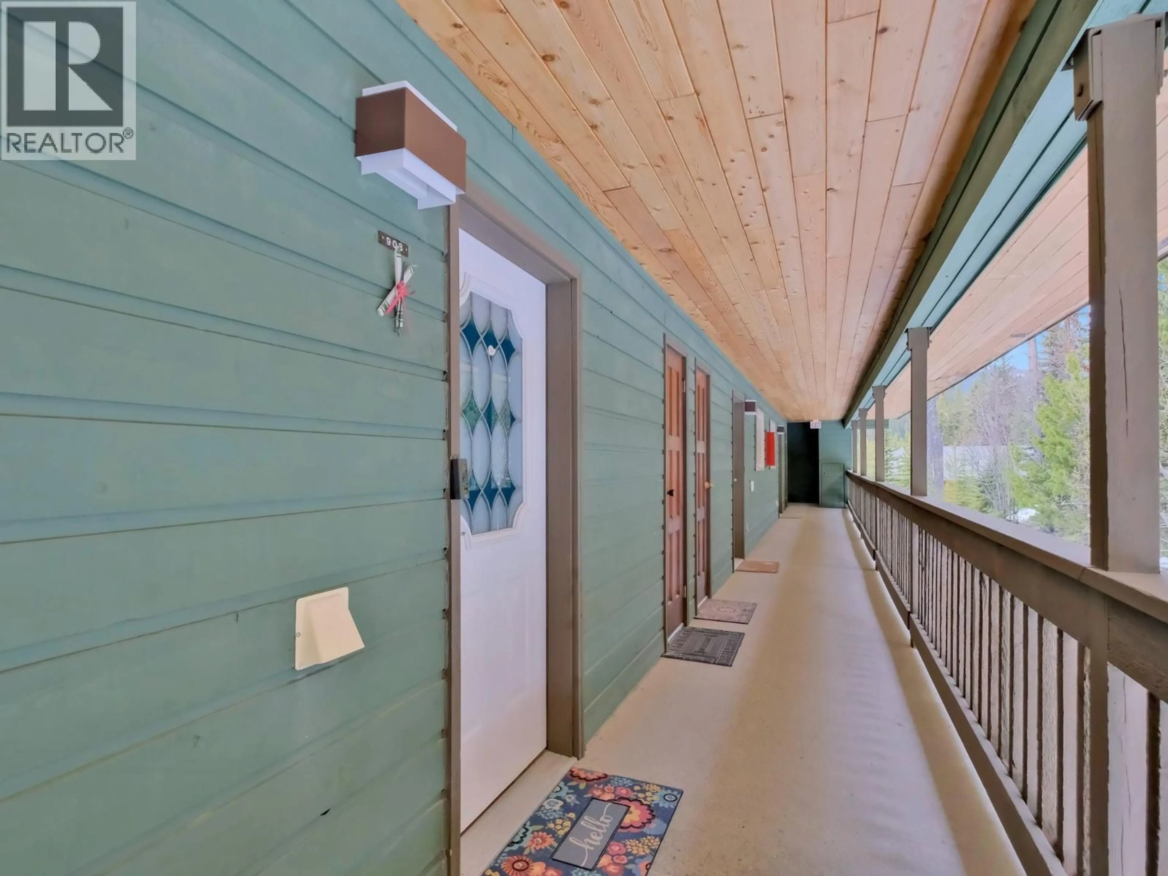 Indoor entryway for 903 - 225 CLEARVIEW ROAD, Apex Mountain British Columbia V0X1K0