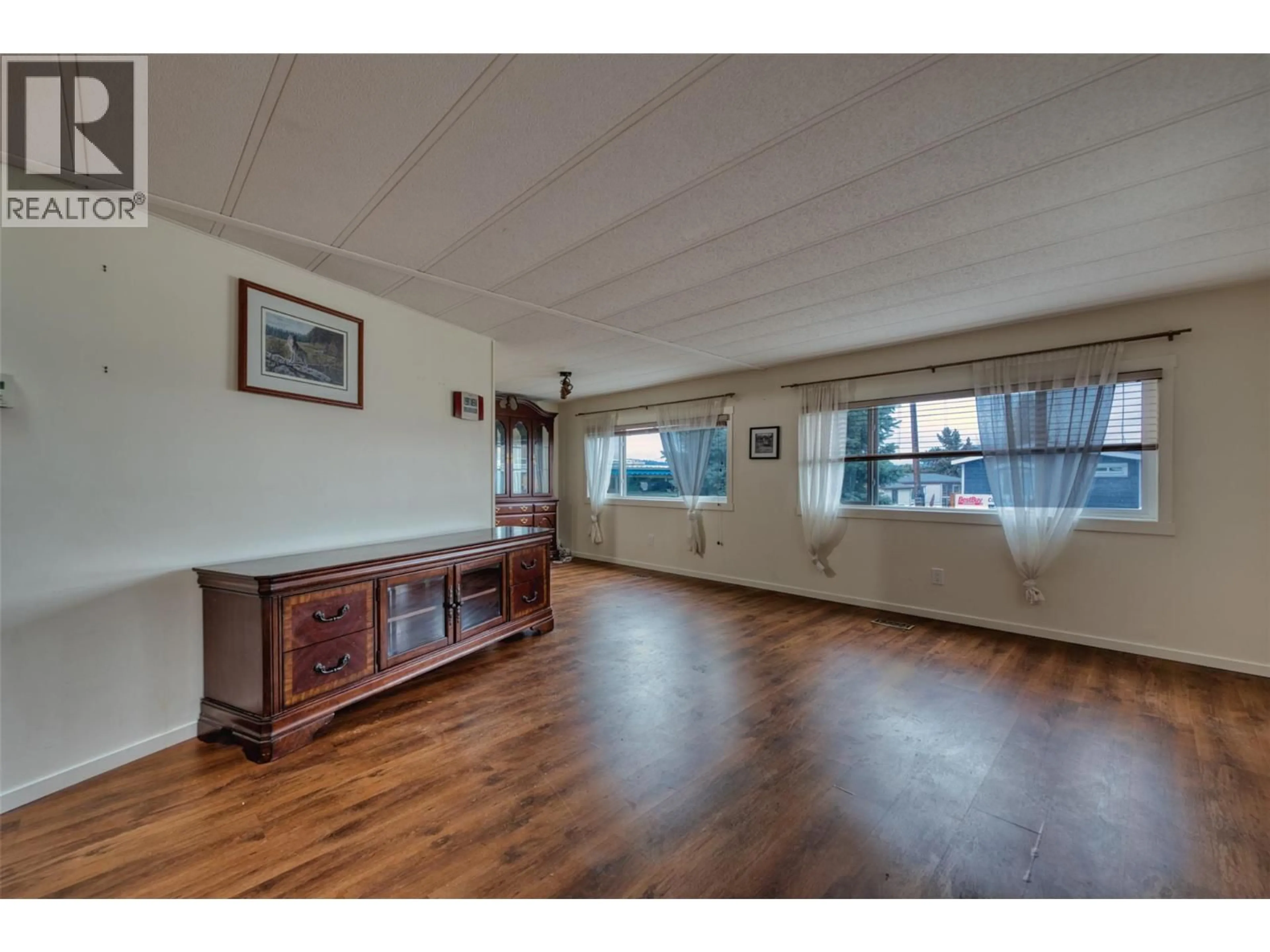 A pic of a room for 416 - 3591 OLD VERNON ROAD, Kelowna British Columbia V1X6B4