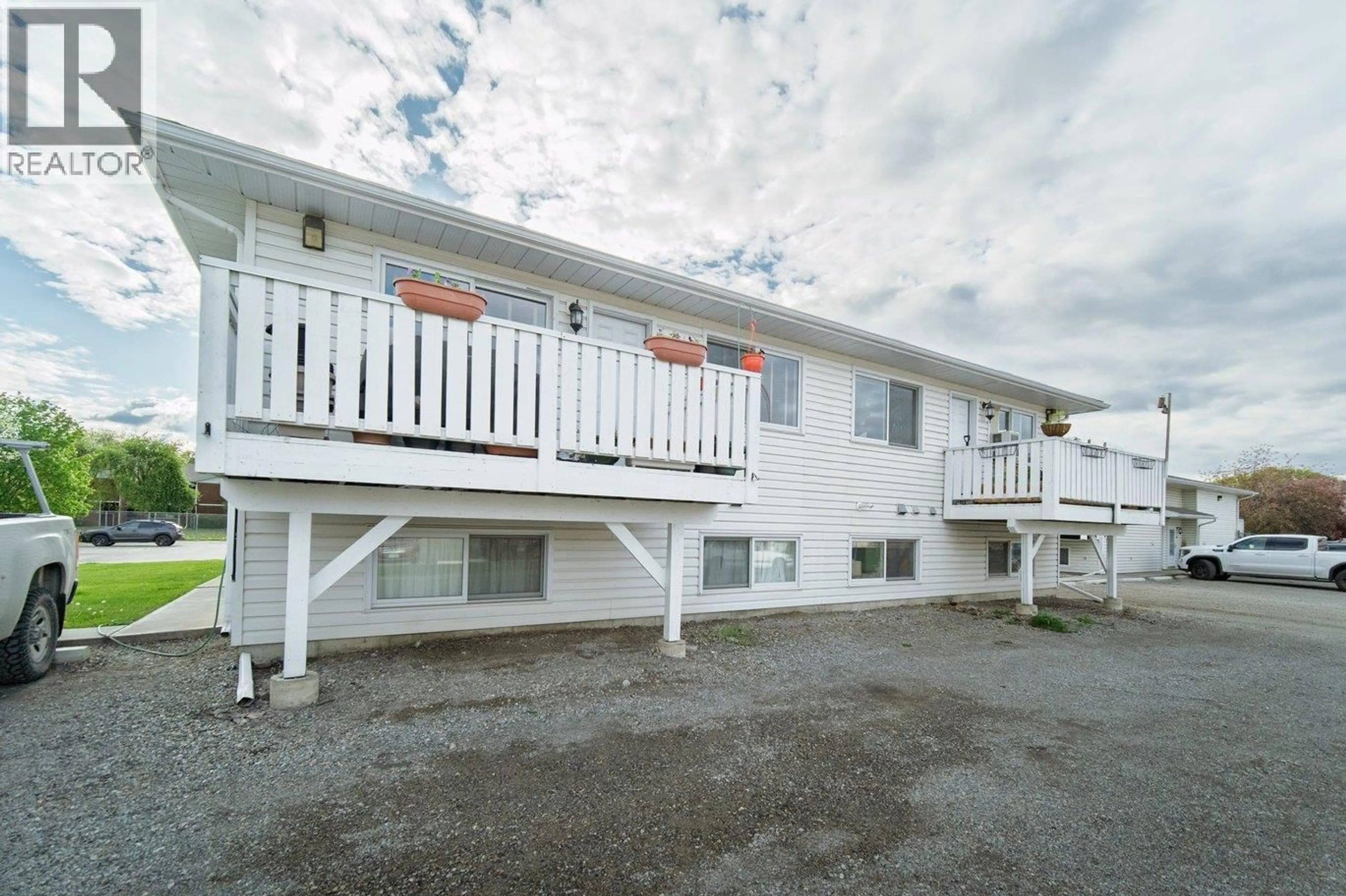 Patio, unknown for 20 - 2401 12TH STREET N STREET NORTH, Cranbrook British Columbia V1C5T4