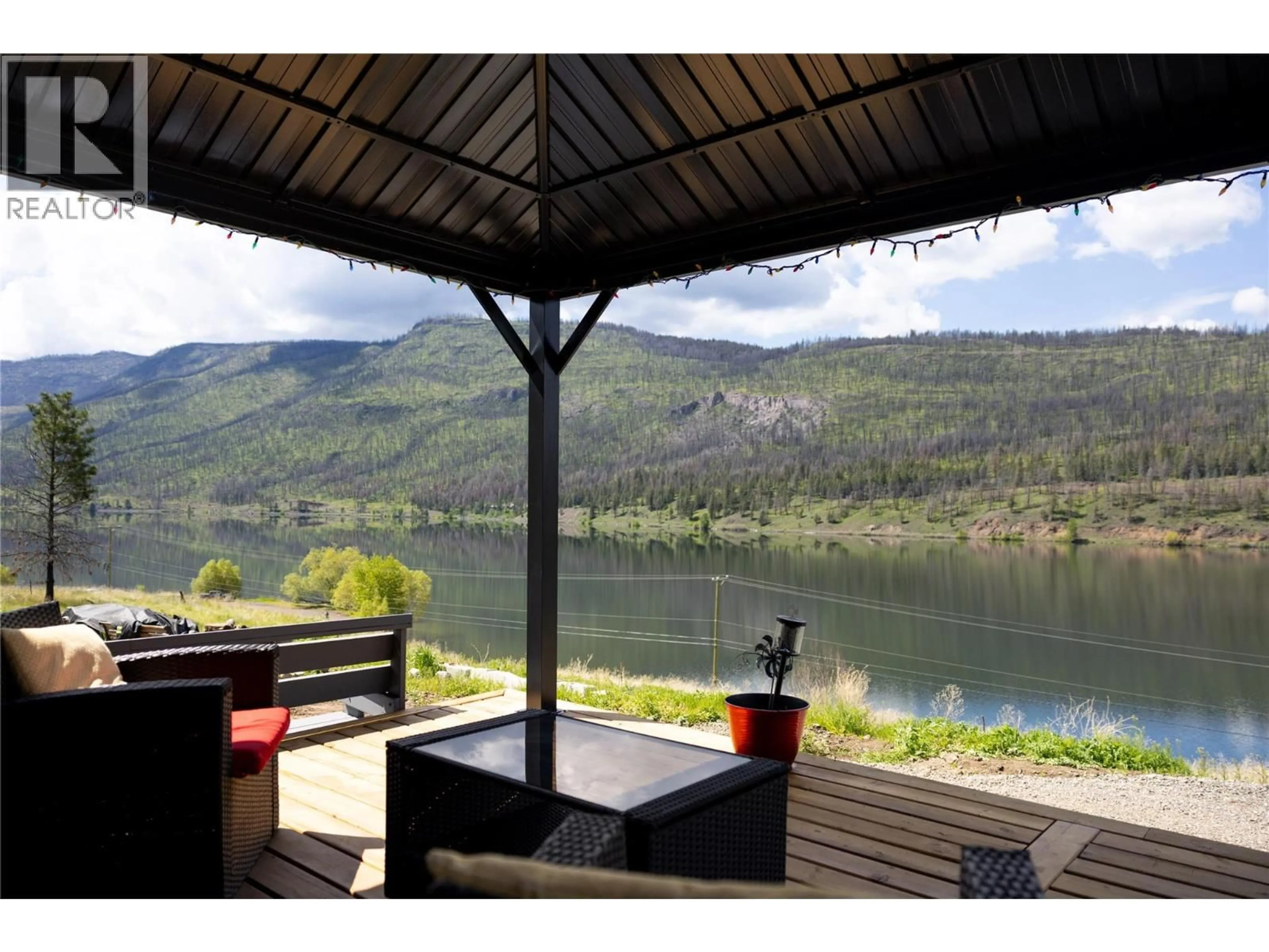Patio, water/lake/river/ocean view for 3919 HIGHWAY 97 OTHER, Monte Lake British Columbia V0E2N0
