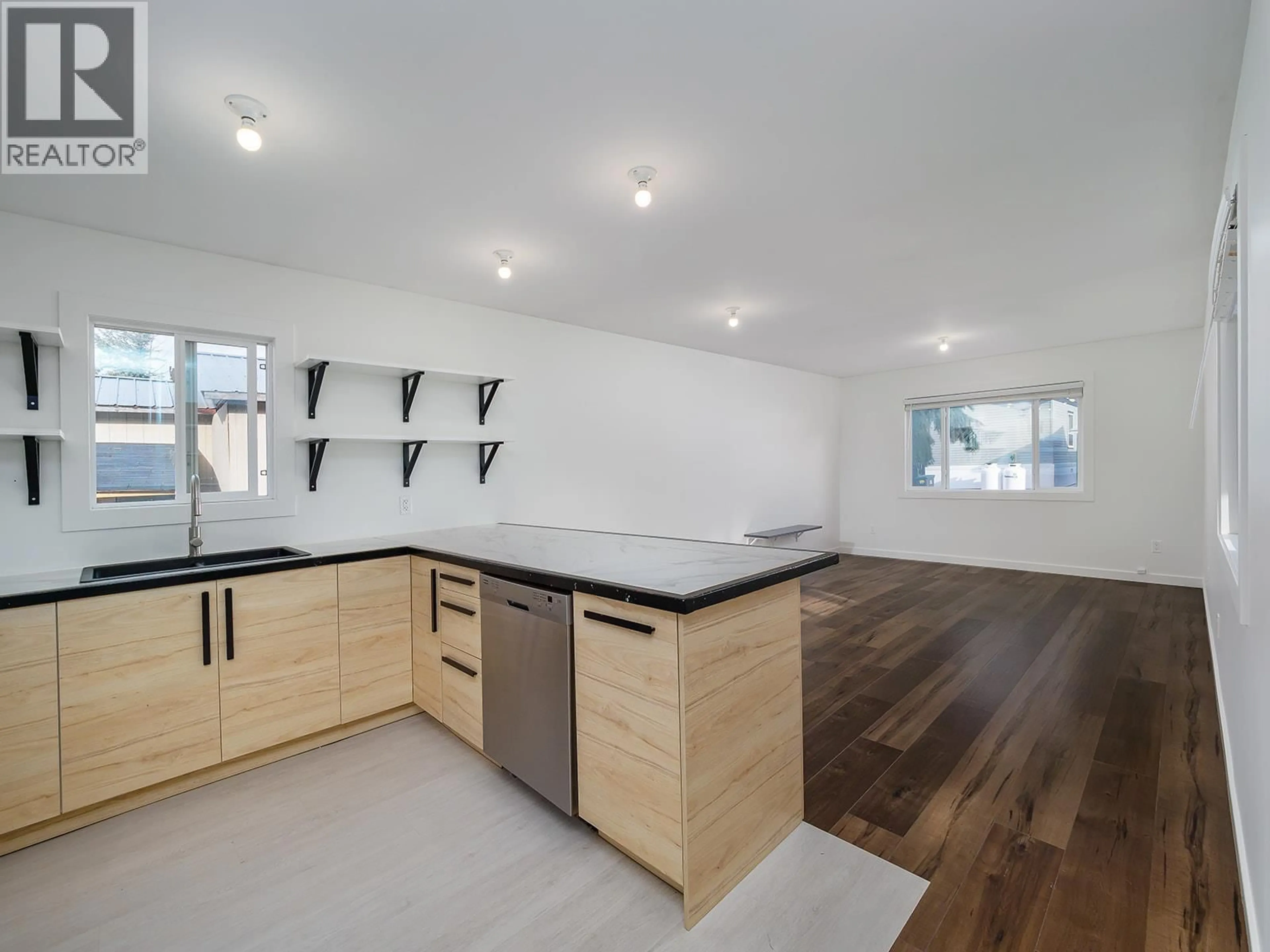 Open concept kitchen, unknown for 9 - 1117 10TH AVENUE NORTH, Golden British Columbia V0A1H3