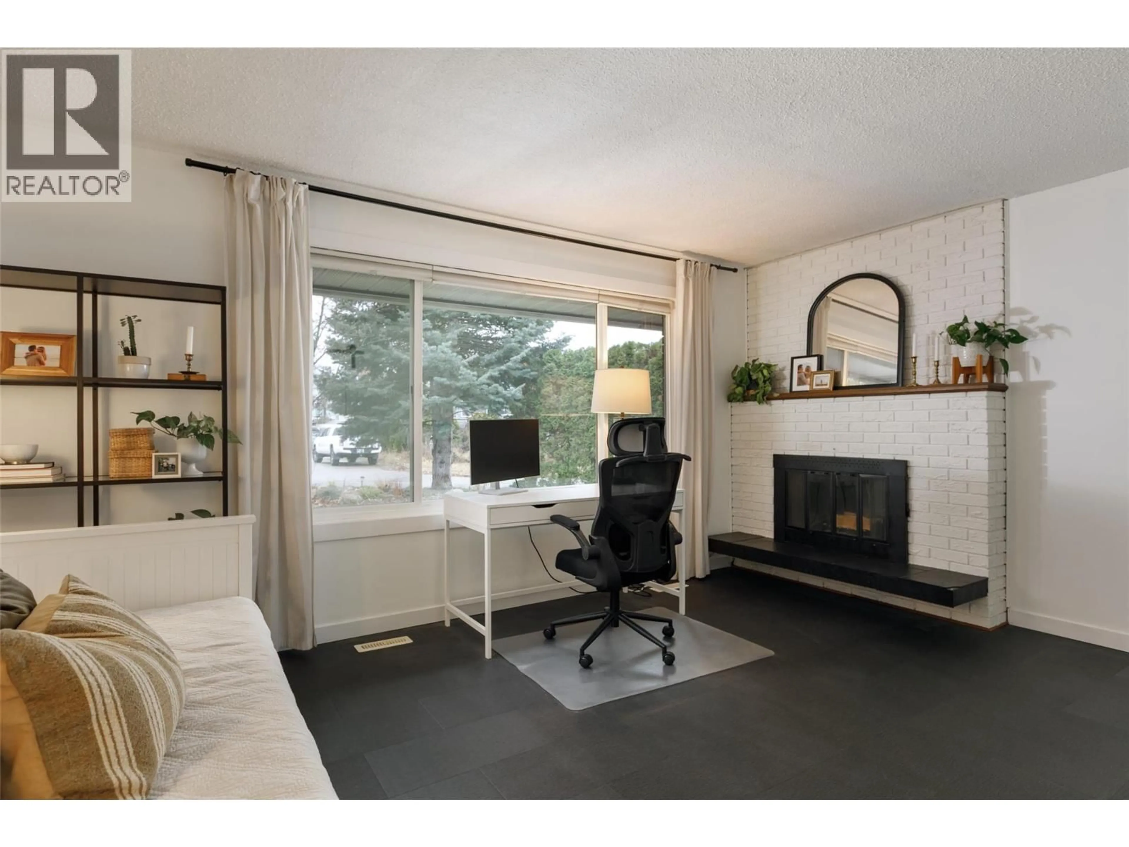 Unknown for 420 MUGFORD COURT, Kelowna British Columbia V1X5N4