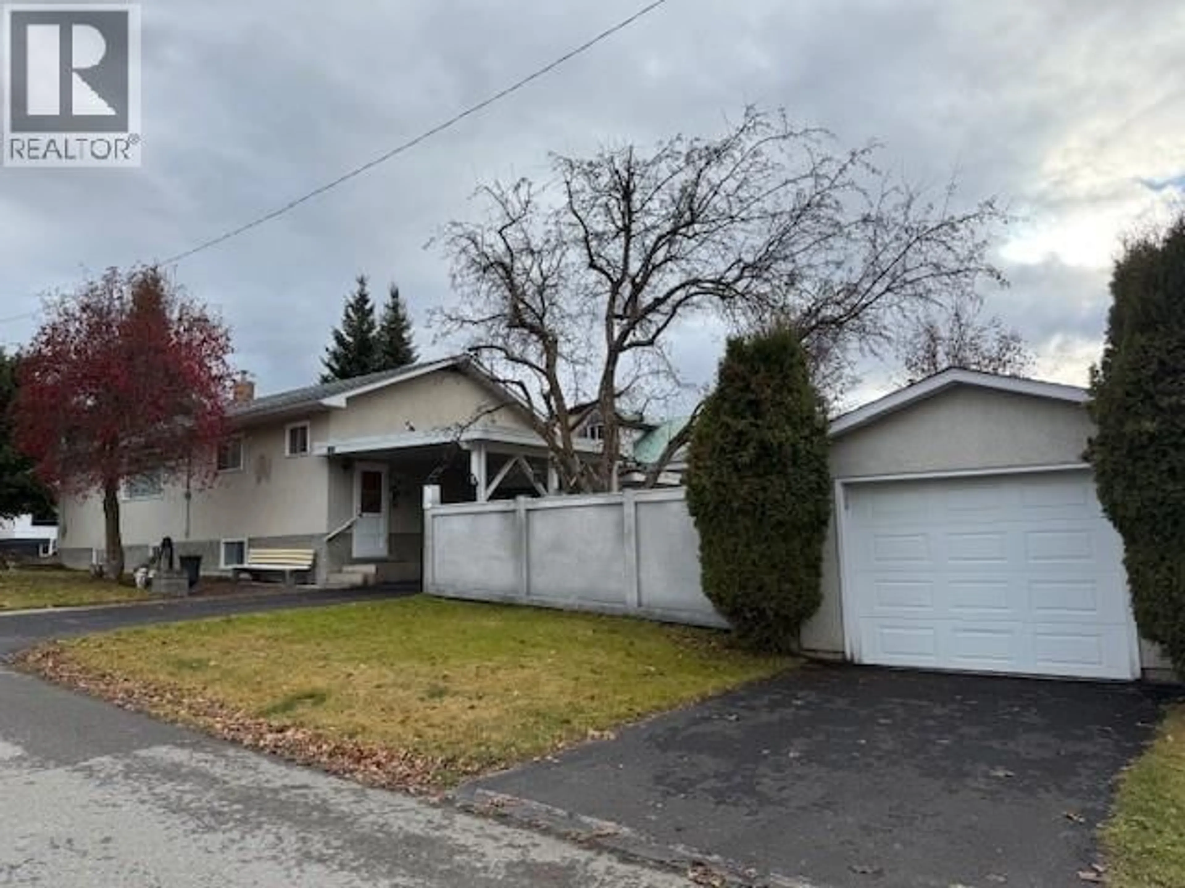 Unknown for 1091 3RD AVENUE, Fernie British Columbia V0B1M0