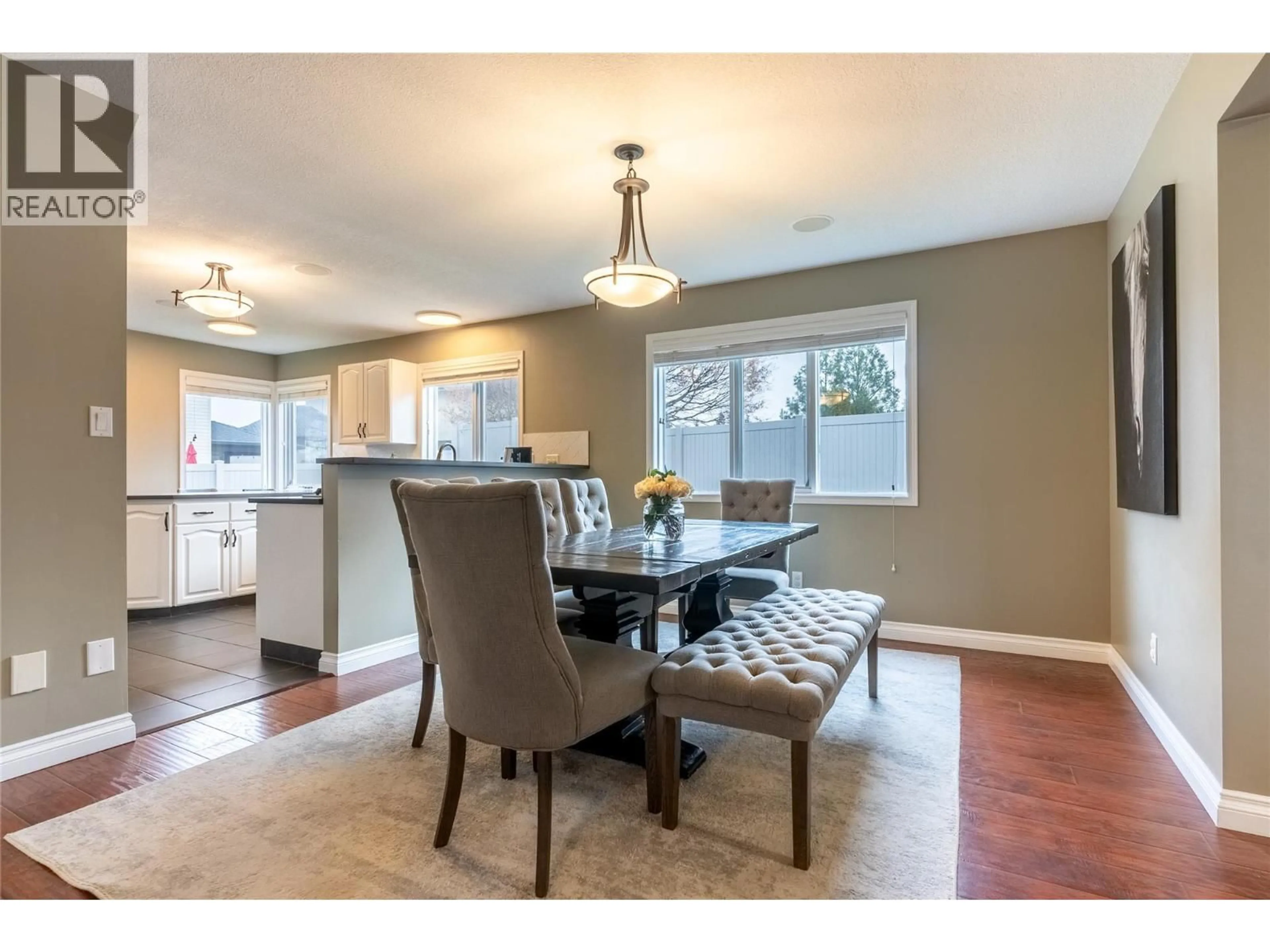 Dining room, unknown for 1915 GLEN GARY DRIVE, Kamloops British Columbia V2E1P5