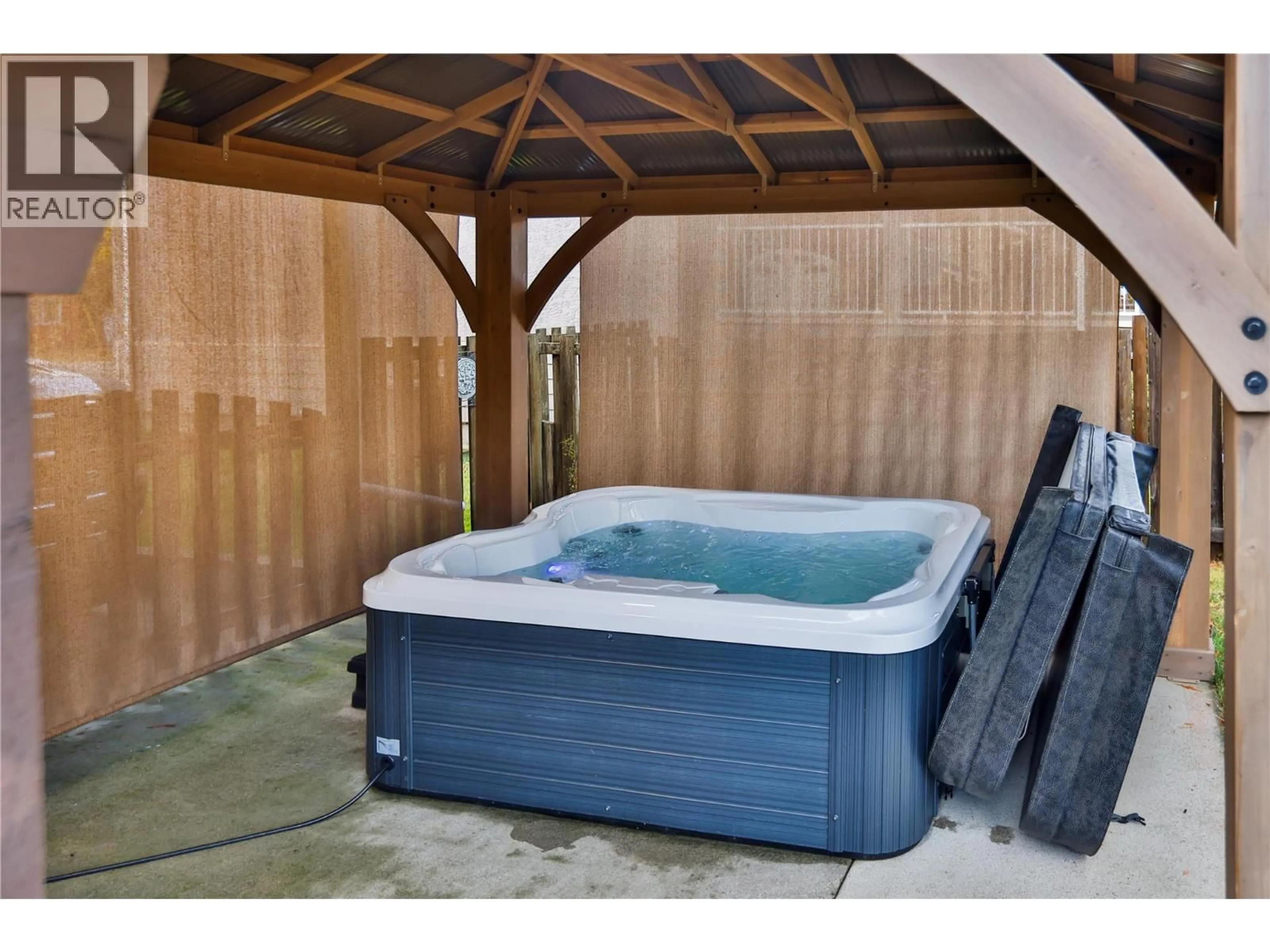 Unknown for 1976 MADDOCKS ROAD, Revelstoke British Columbia V0E2S0