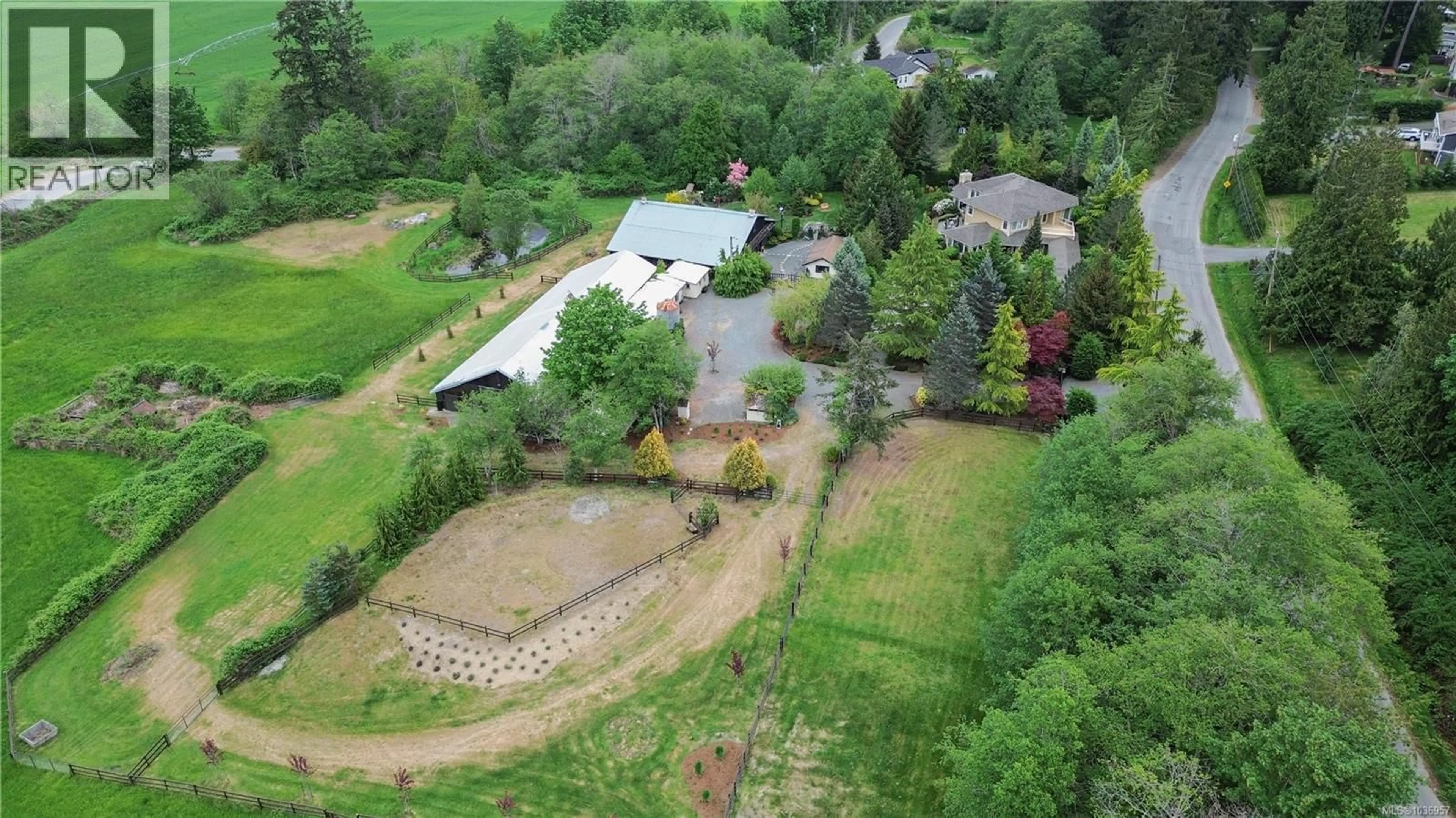 A pic from outside/outdoor area/front of a property/back of a property/a pic from drone, unknown for 3218 ANDRES ROAD, Nanaimo British Columbia V9R6X2