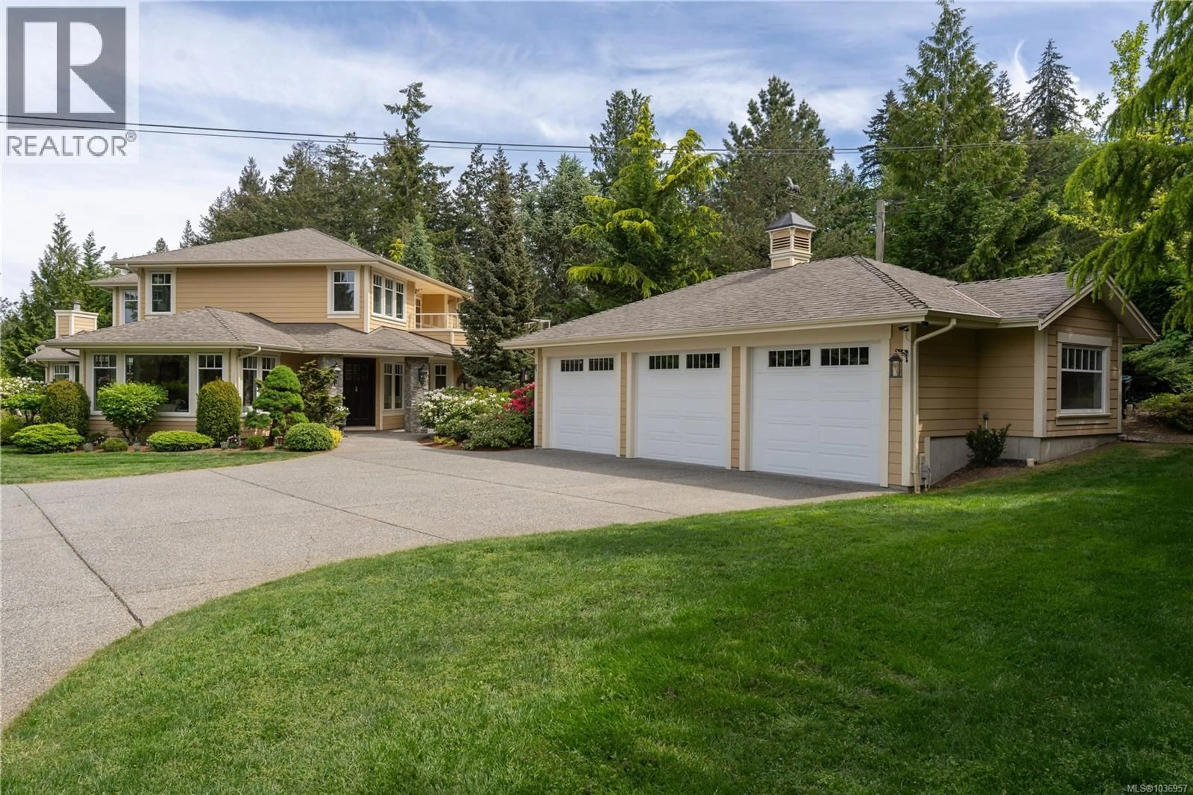 A pic from outside/outdoor area/front of a property/back of a property/a pic from drone, street for 3218 ANDRES ROAD, Nanaimo British Columbia V9R6X2