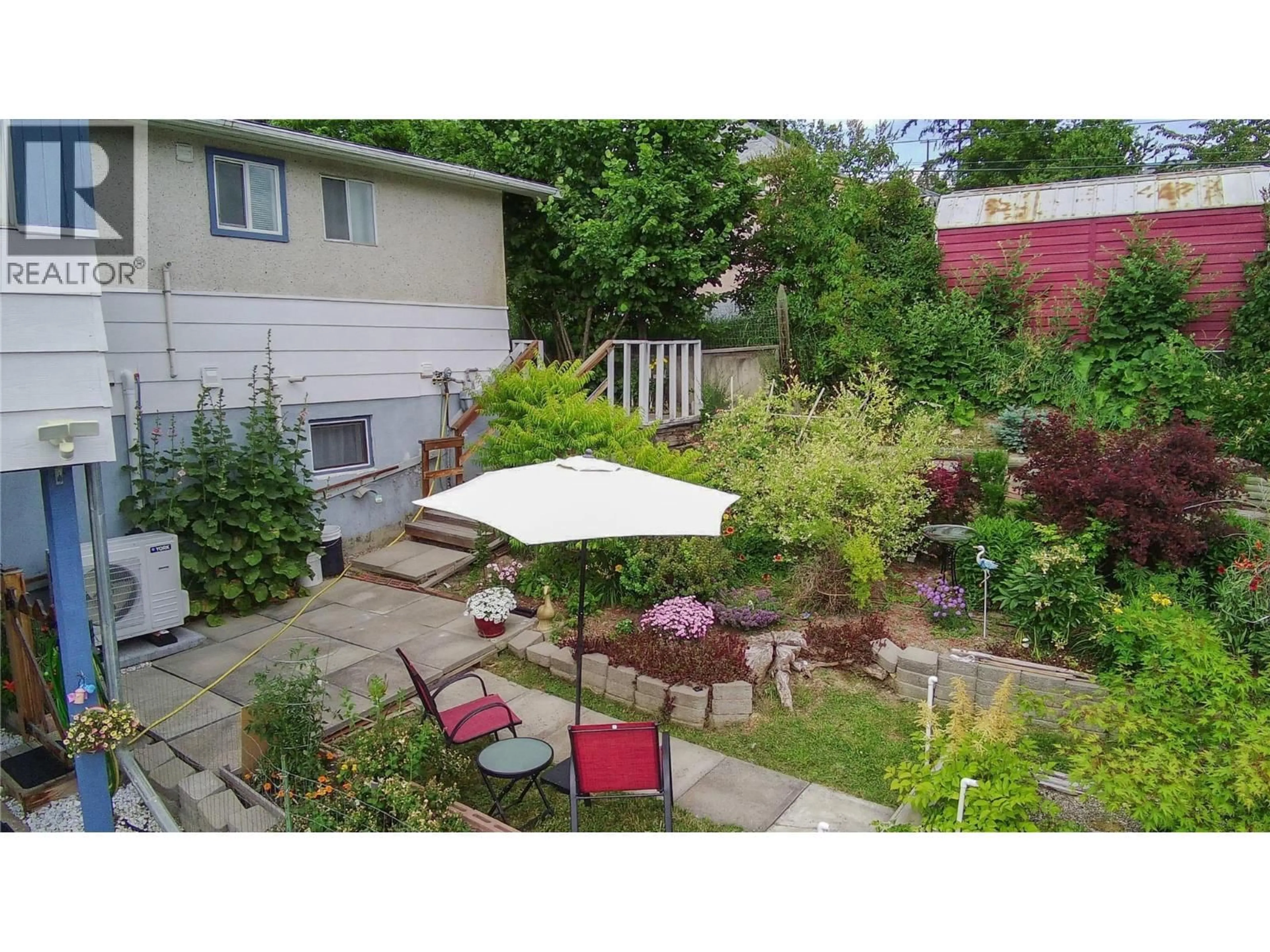Patio, street for 515 CANYON ST STREET, Creston British Columbia V0B1G3