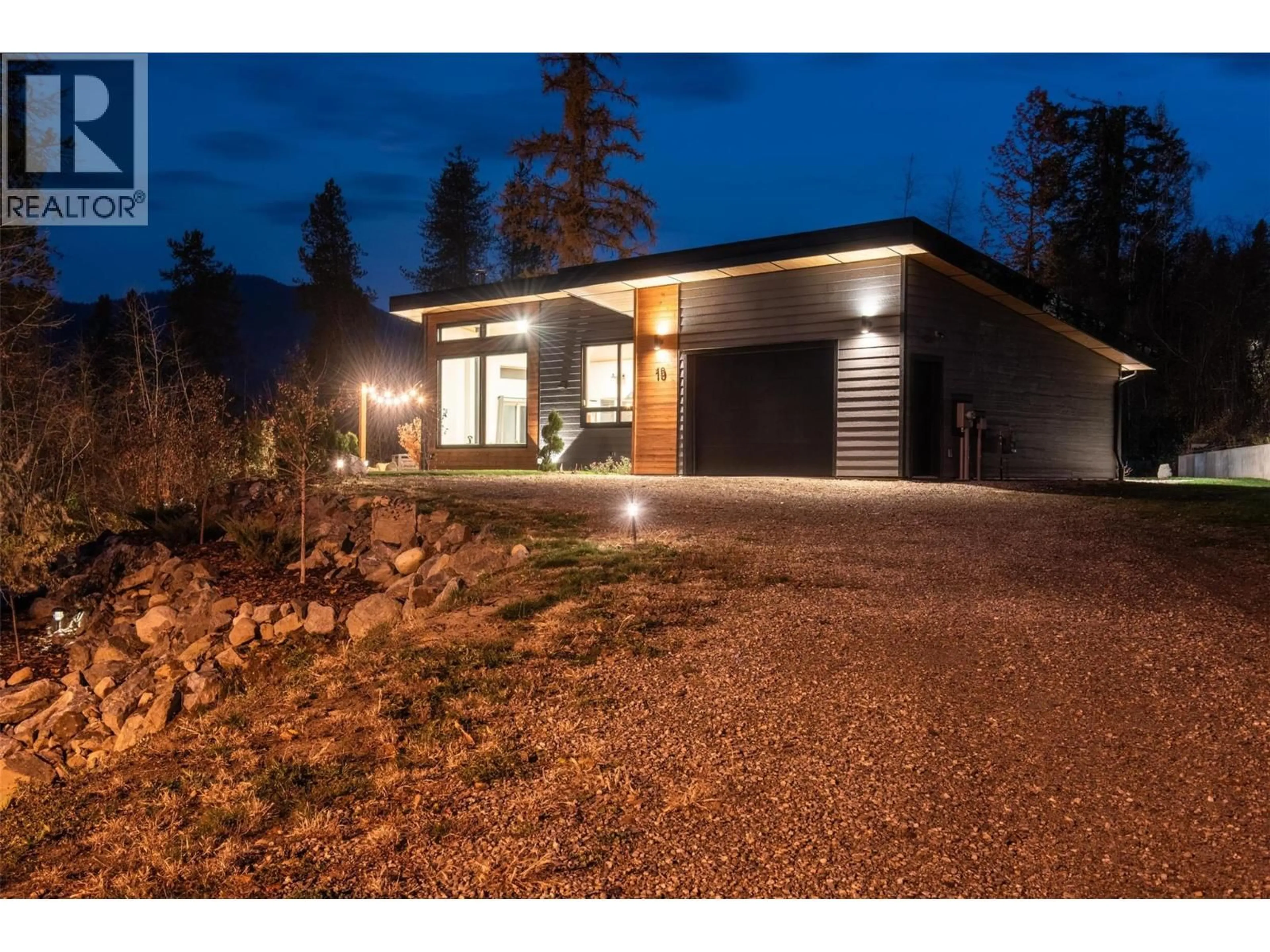 Unknown for 19 MCKAY LANE, Fruitvale British Columbia V0G1L0