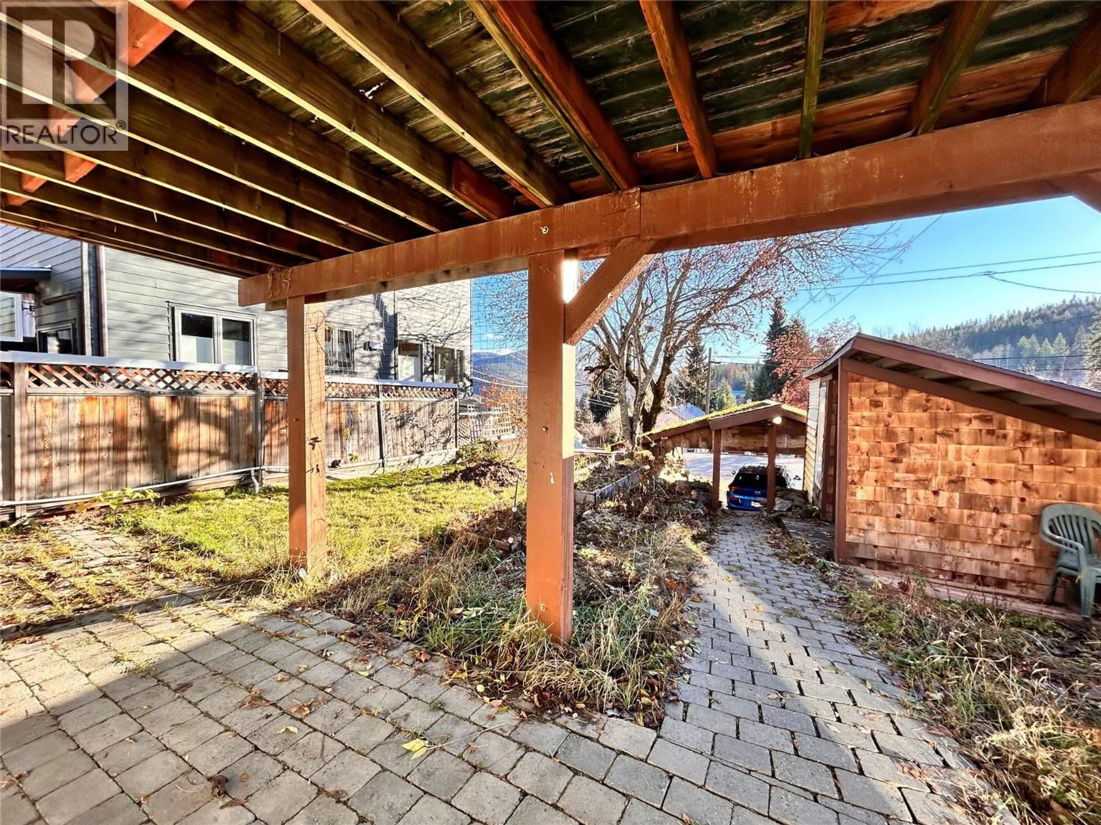 Patio, street for 1684 LEROI AVENUE, Rossland British Columbia V0G1Y0