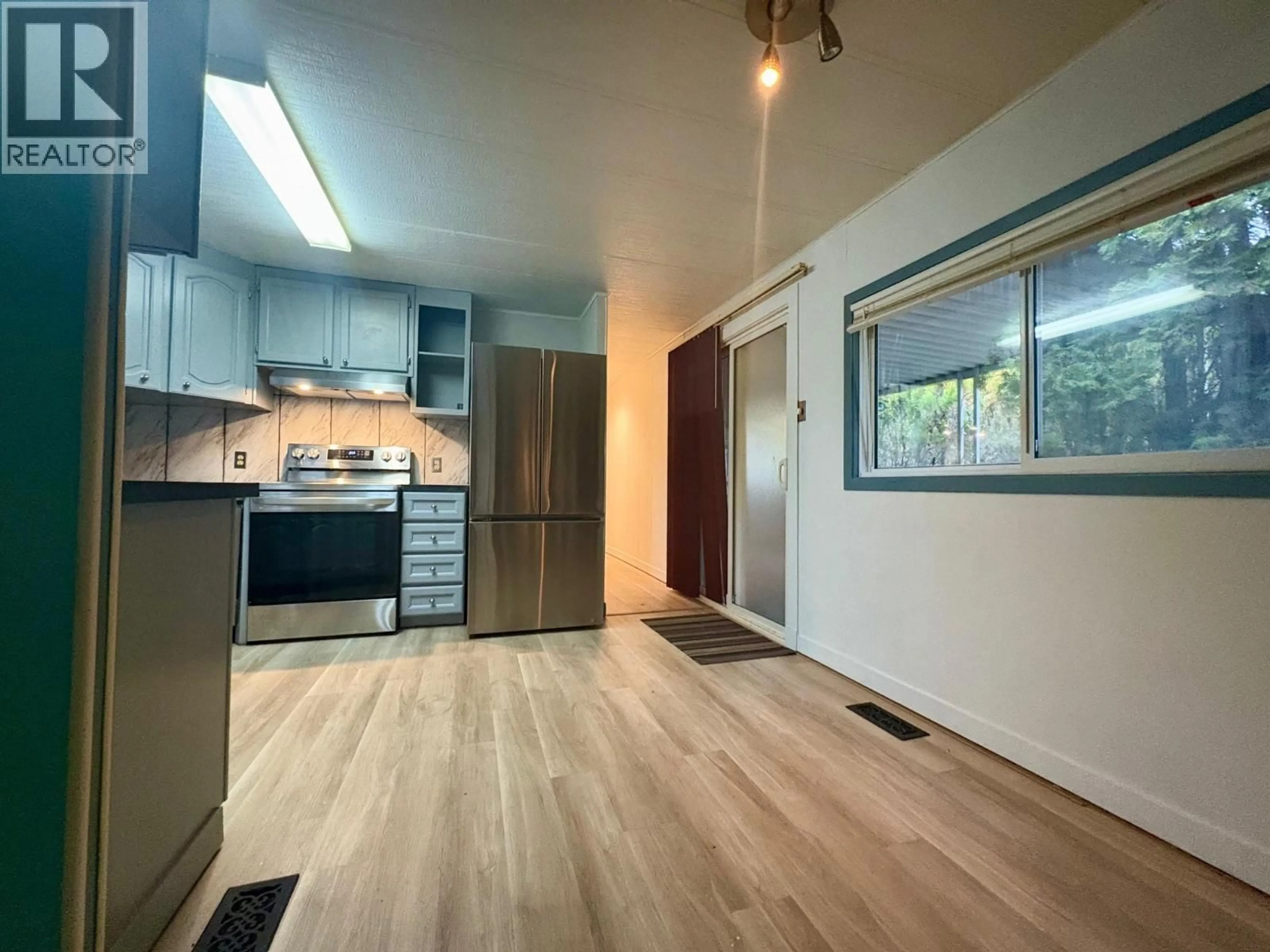 A pic of a room for 23 - 1929 97 HIGHWAY SOUTH, West Kelowna British Columbia V1Z2Z1