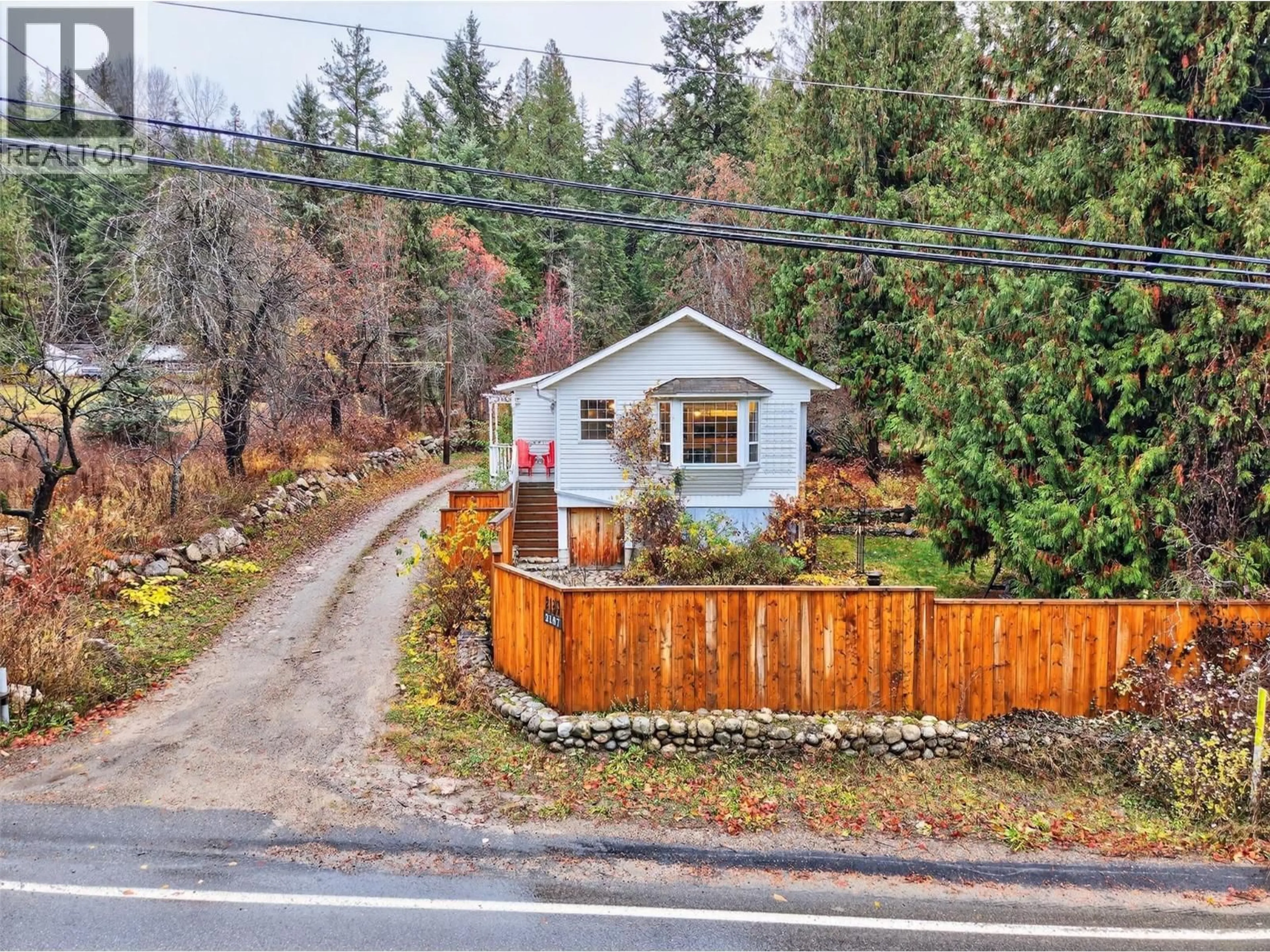 A pic from outside/outdoor area/front of a property/back of a property/a pic from drone, street for 2183 3A HIGHWAY, Nelson British Columbia V1L6K5