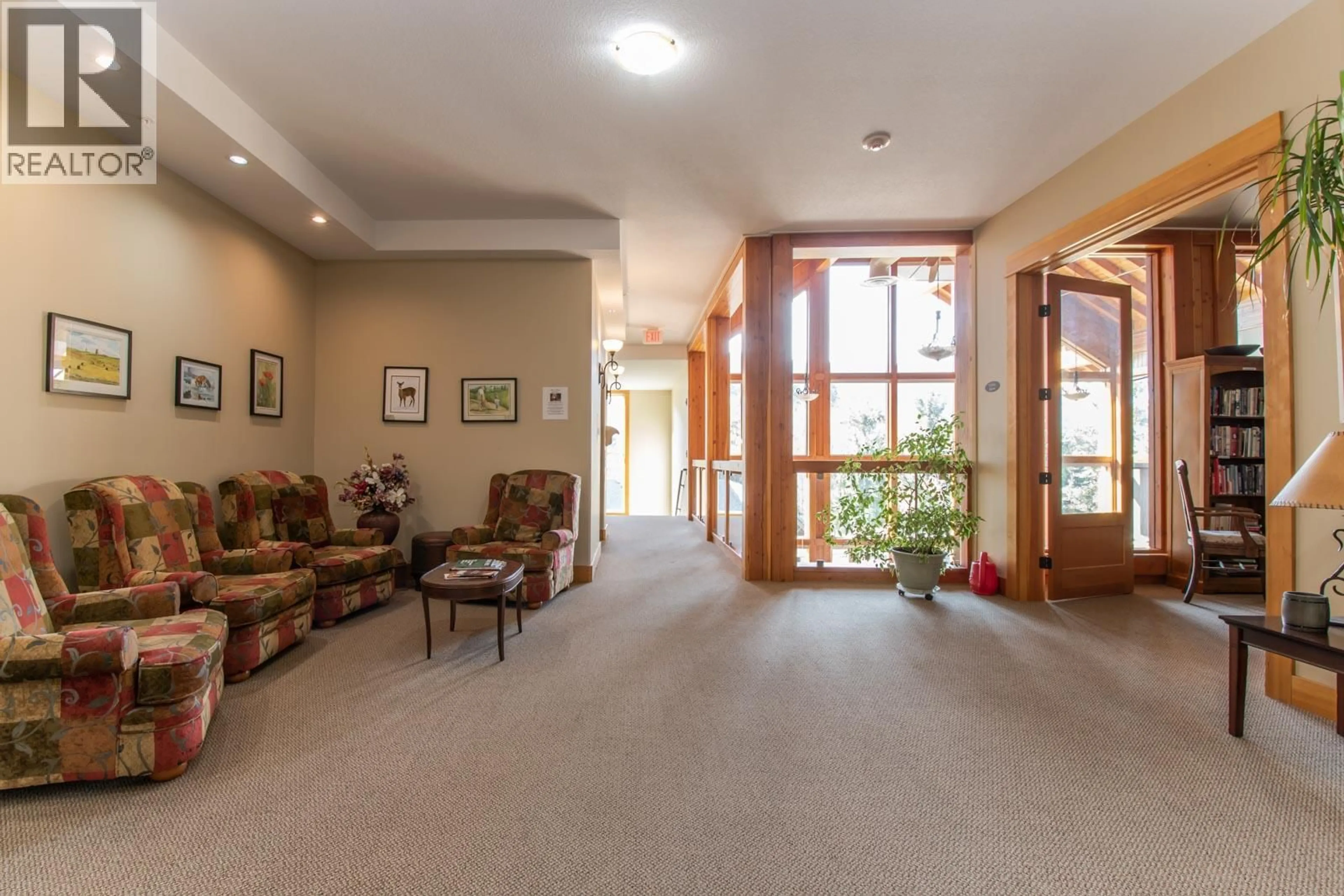 Indoor foyer for 114 - 9100 MACKIE DRIVE, Coldstream British Columbia V1B1G9