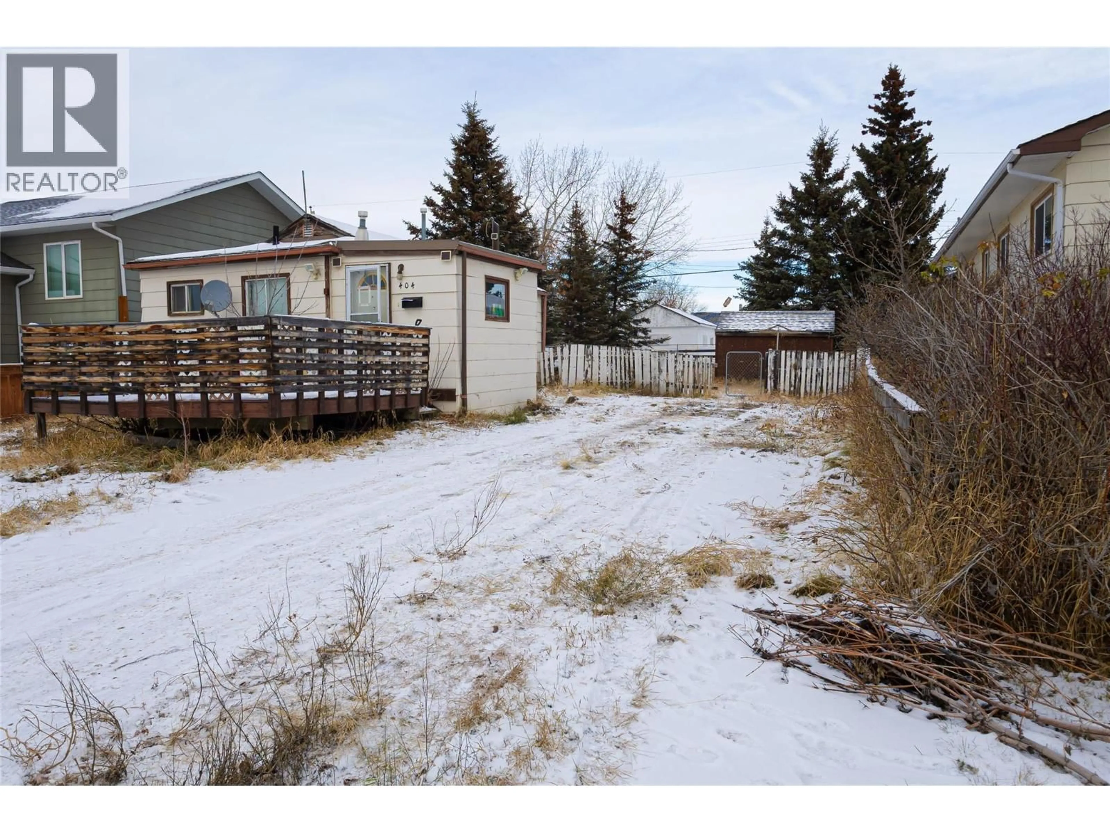 Shed for 404 99 AVENUE, Dawson Creek British Columbia V1G1T3