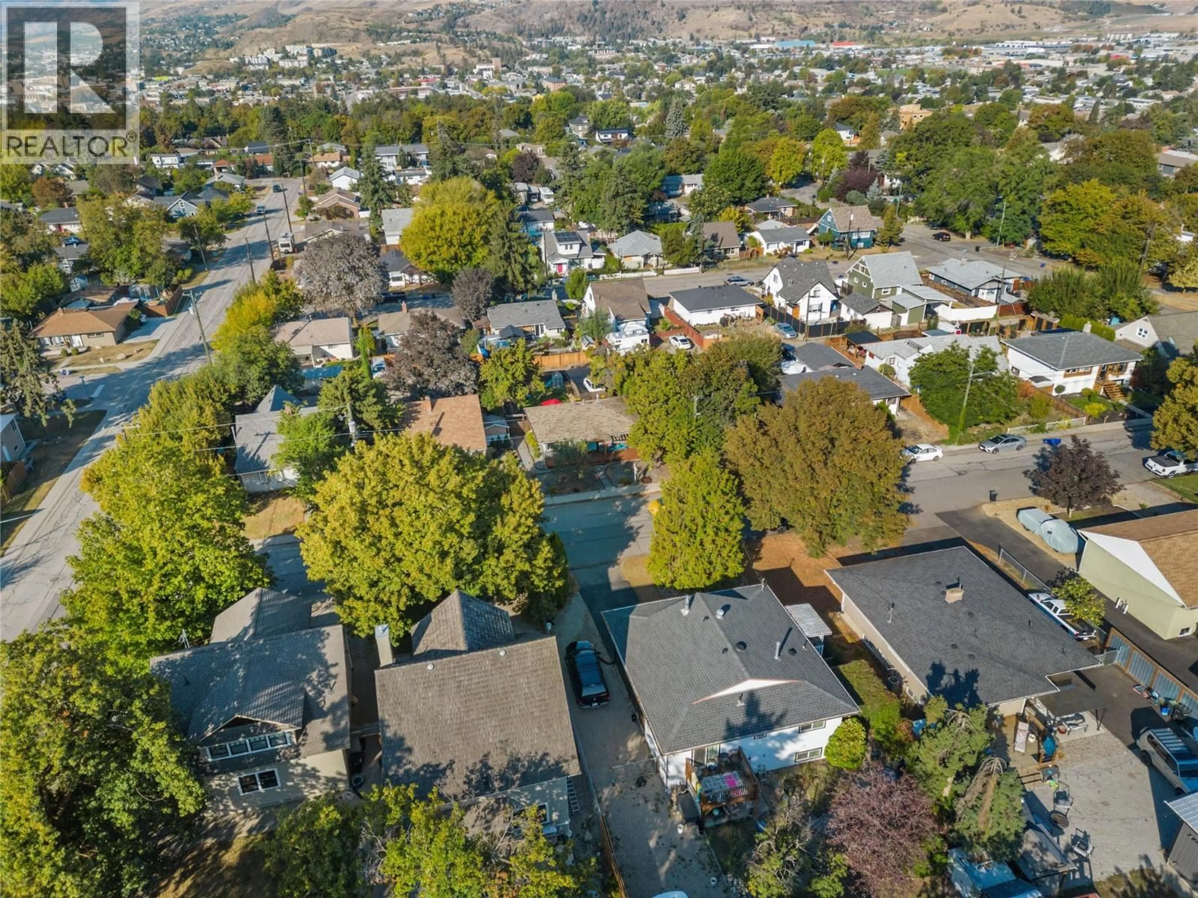 A pic from outside/outdoor area/front of a property/back of a property/a pic from drone, street for 3504 16 STREET, Vernon British Columbia V1T3X6