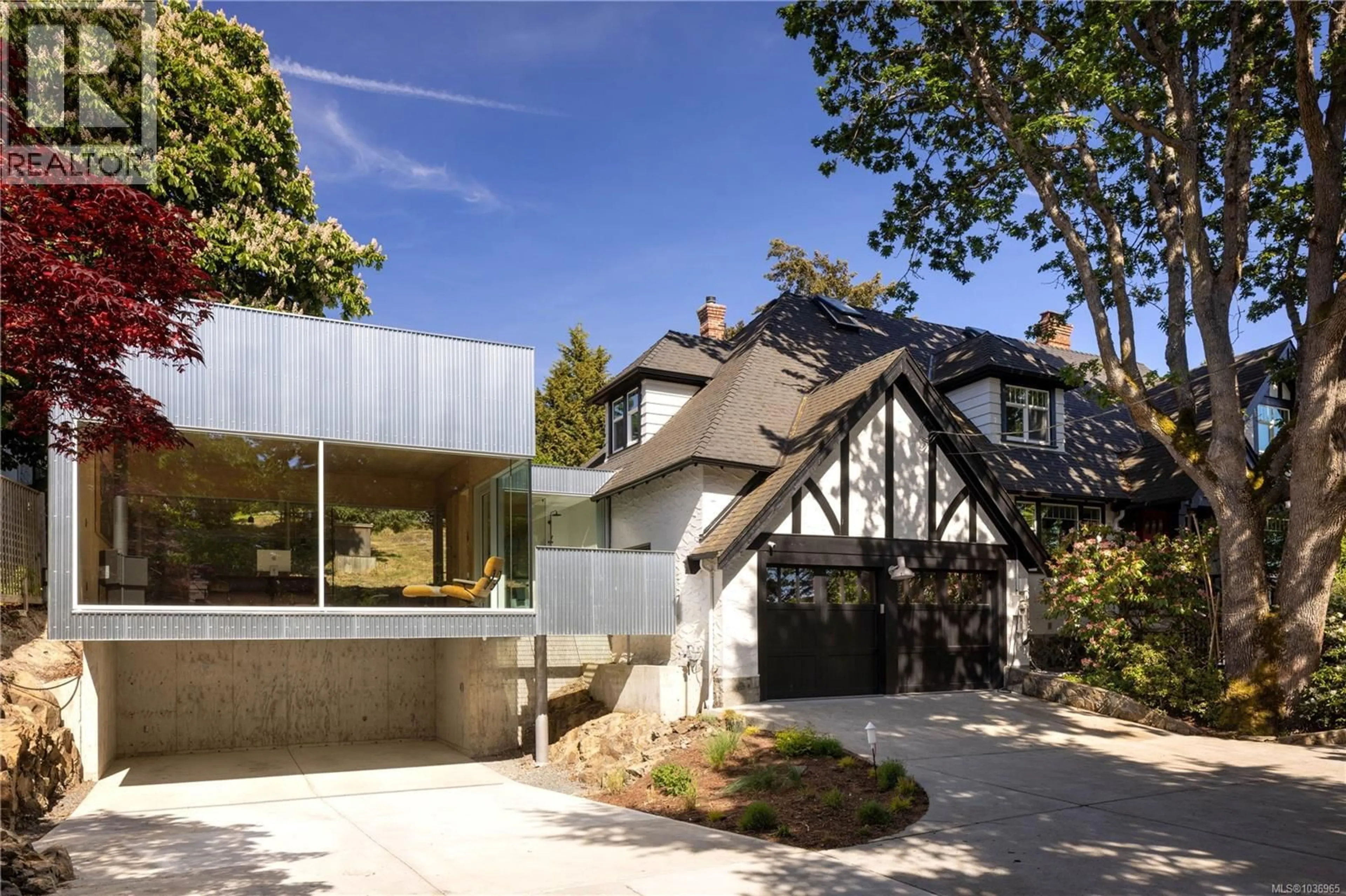 Home with brick exterior material, street for 2880 SEA VIEW ROAD, Saanich British Columbia V8N1L1