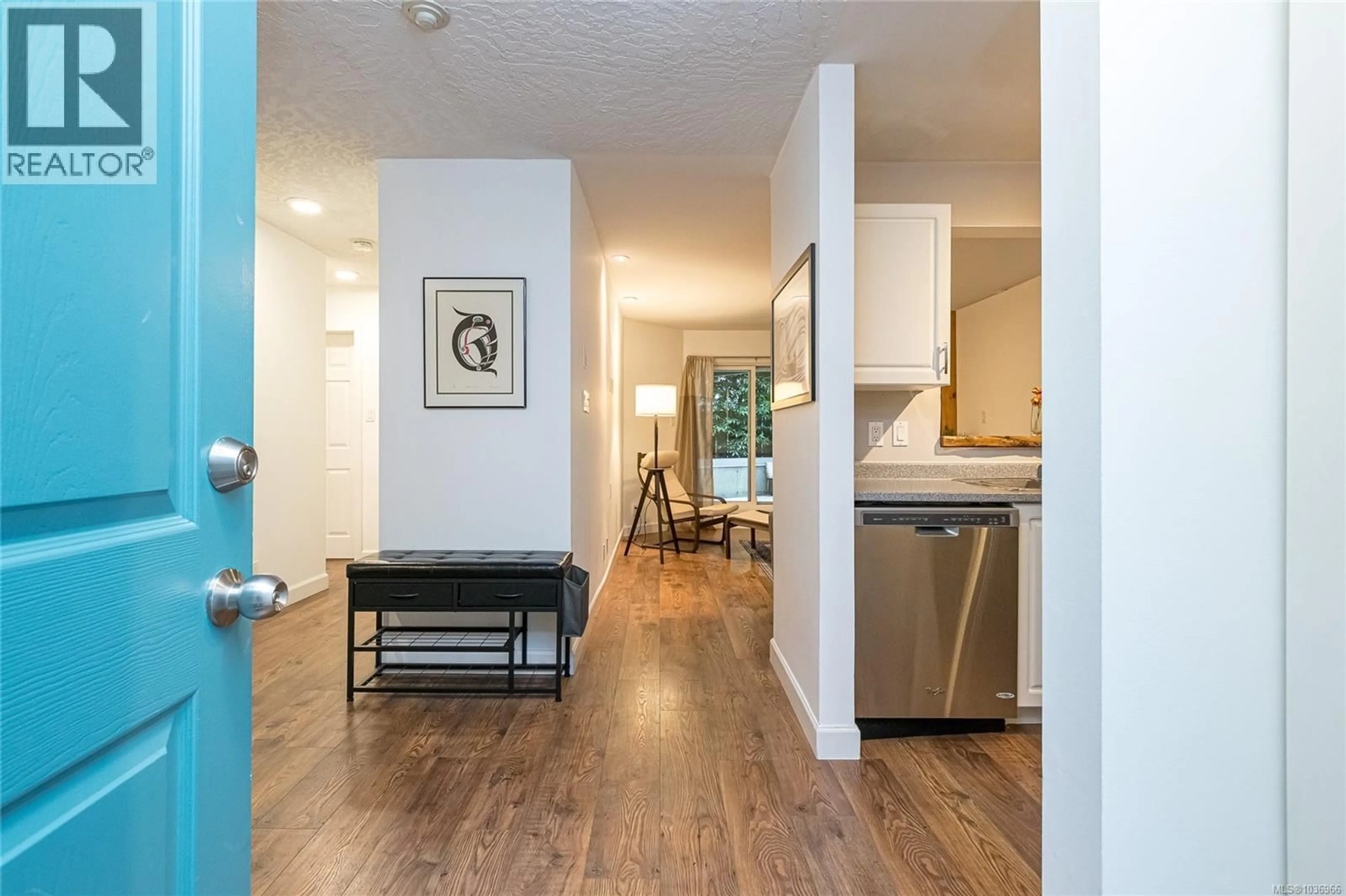 Unknown for 105 - 2710 GROSVENOR ROAD, Victoria British Columbia V8T3M9