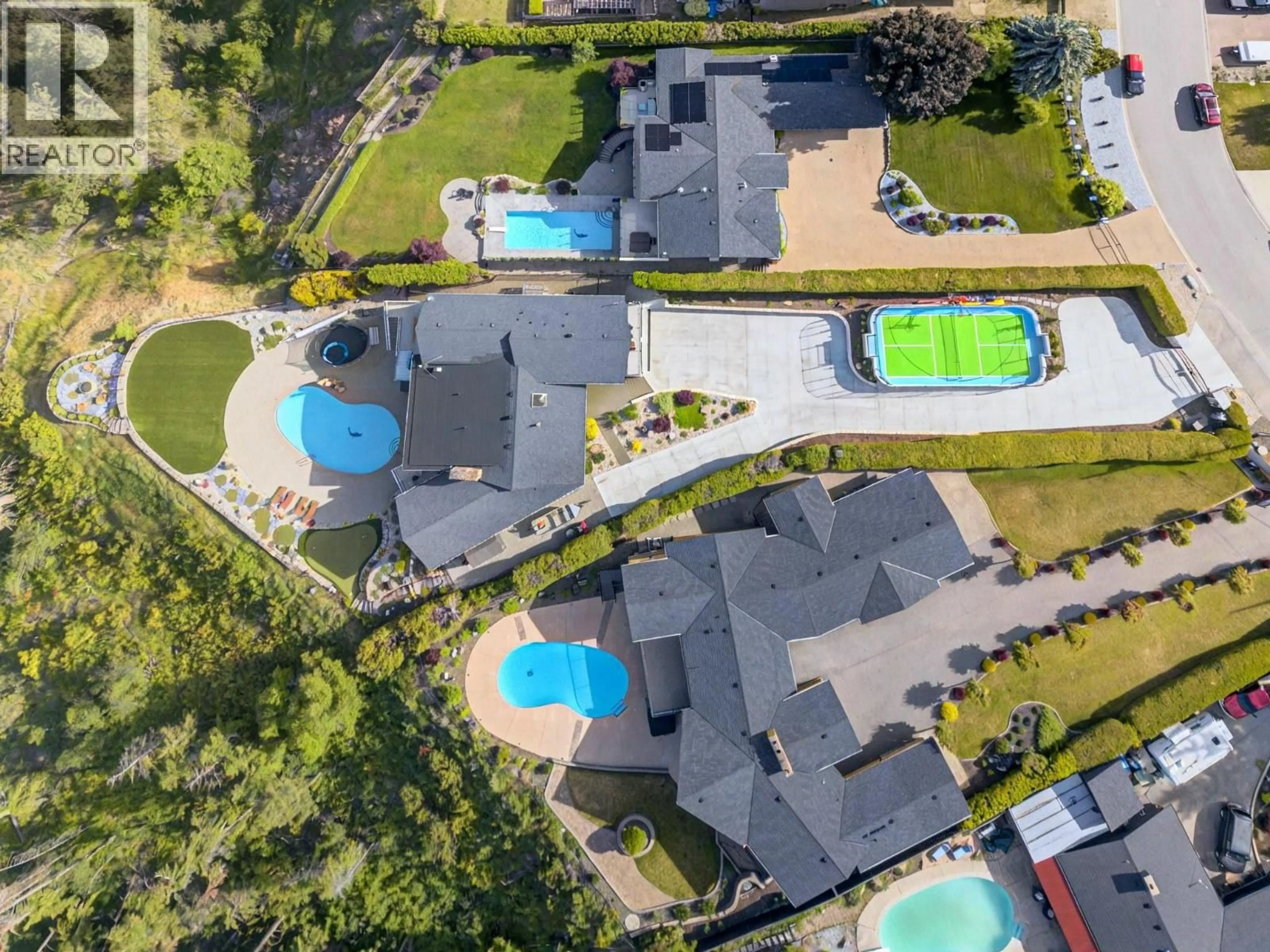 A pic from outside/outdoor area/front of a property/back of a property/a pic from drone, unknown for 2519 HILLSBOROUGH ROAD, West Kelowna British Columbia V1Z3E8