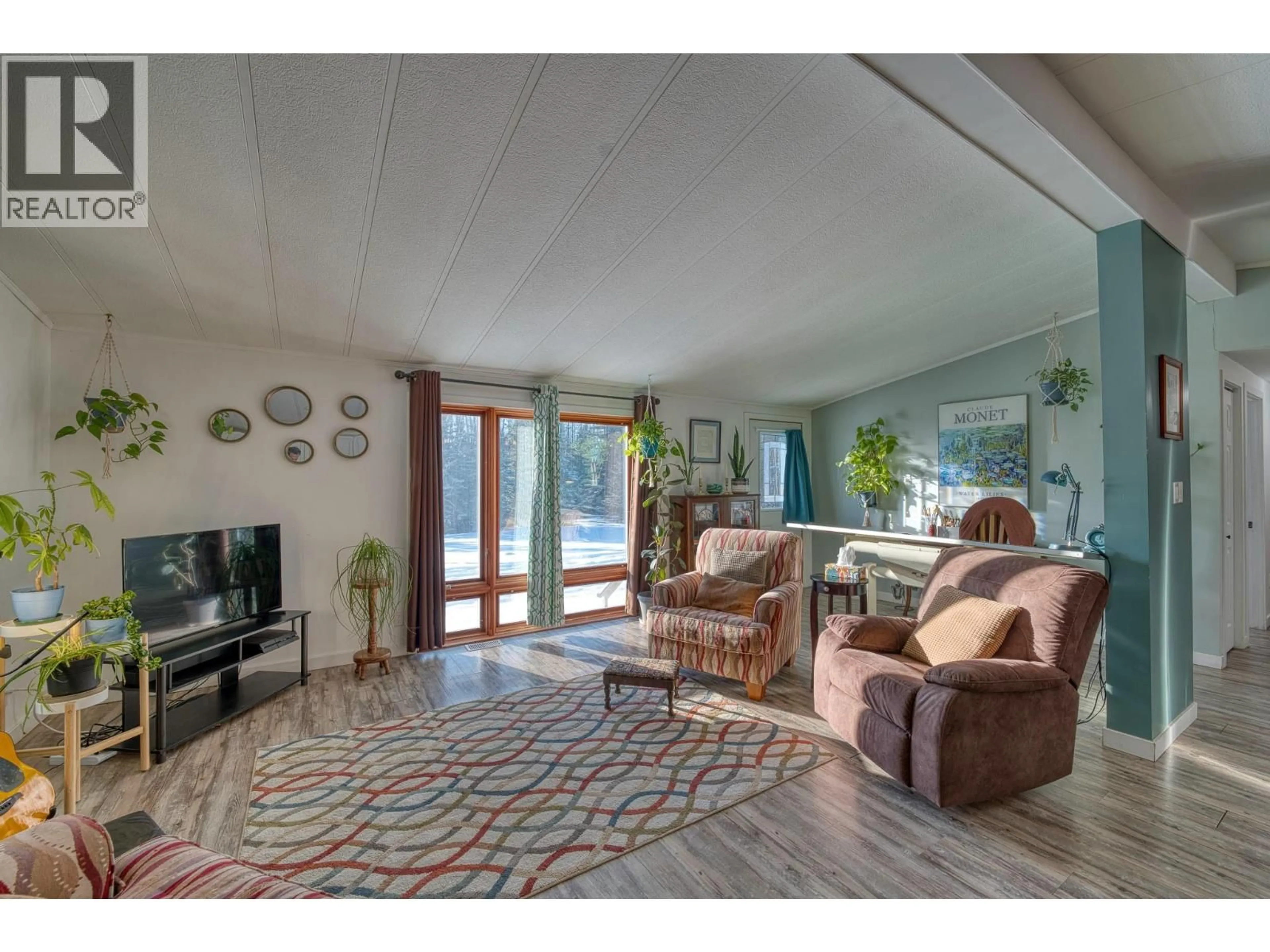 Living room with furniture, unknown for 5338 GIBSON ROAD, Farmington British Columbia V0V0V0