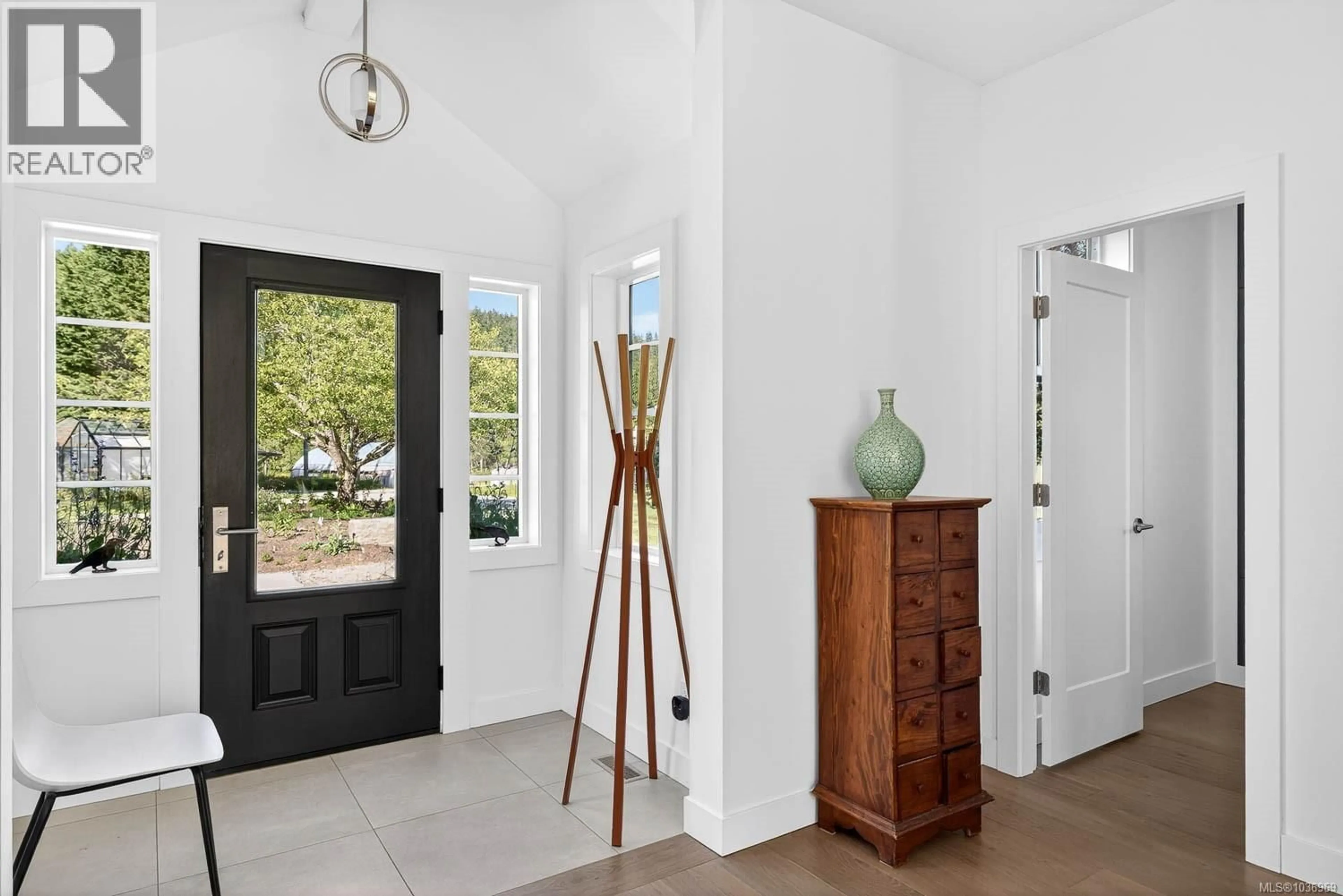 Unknown for 2454 FULFORD-GANGES ROAD, Salt Spring British Columbia V8K1Z4
