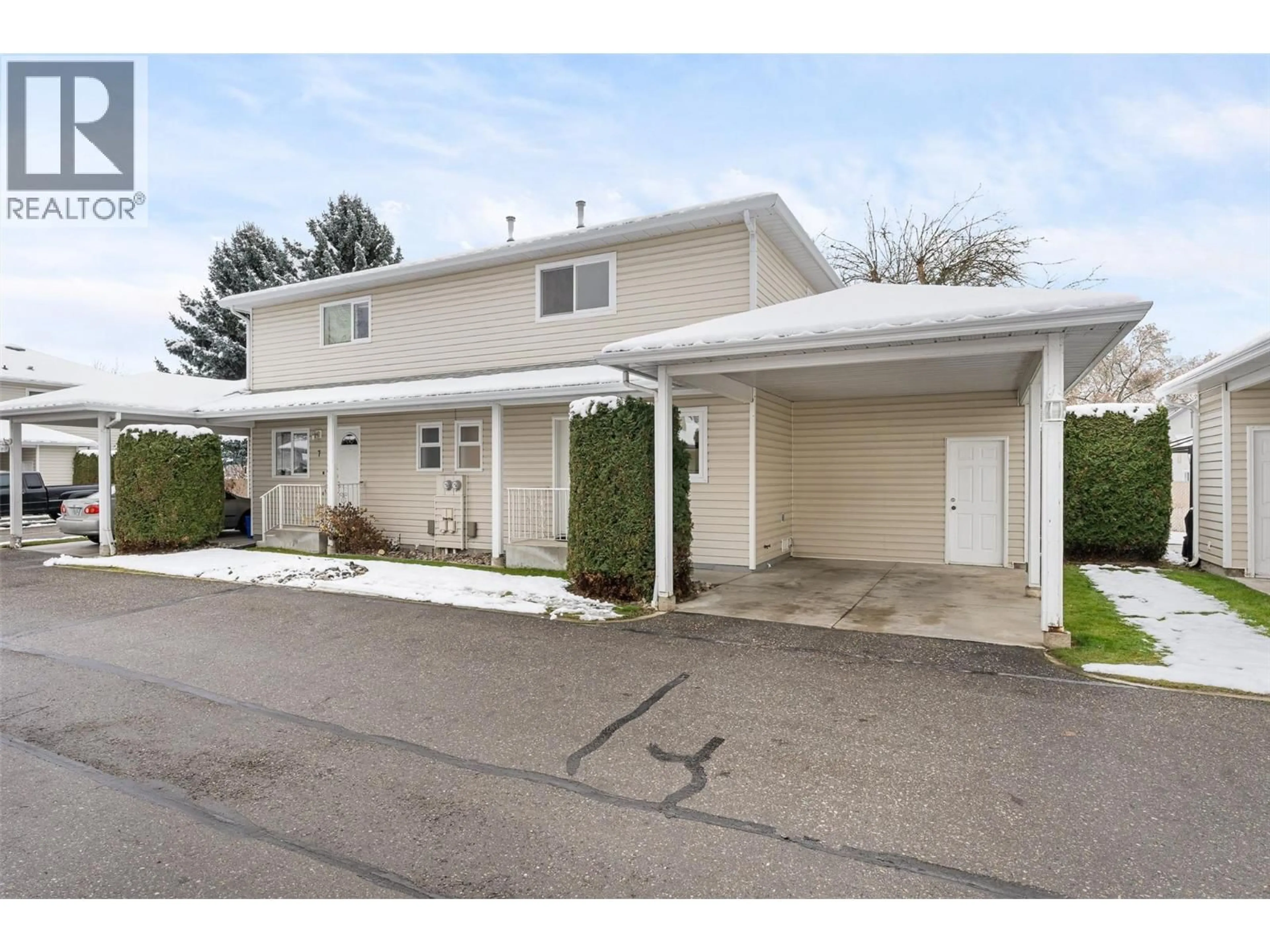 Unknown for 5 - 600 10 STREET SOUTHWEST, Salmon Arm British Columbia V1E1J7