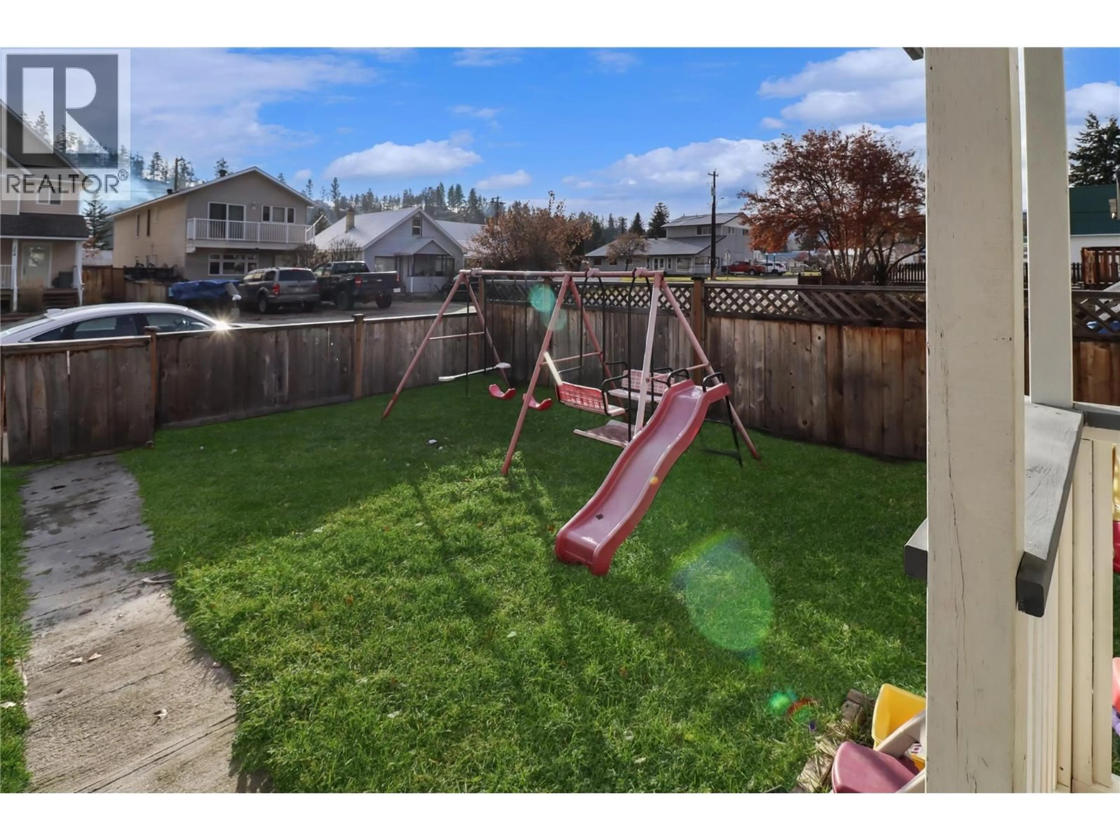 Patio, mountain view for 207 ANGELA AVENUE, Princeton British Columbia V0X1W0