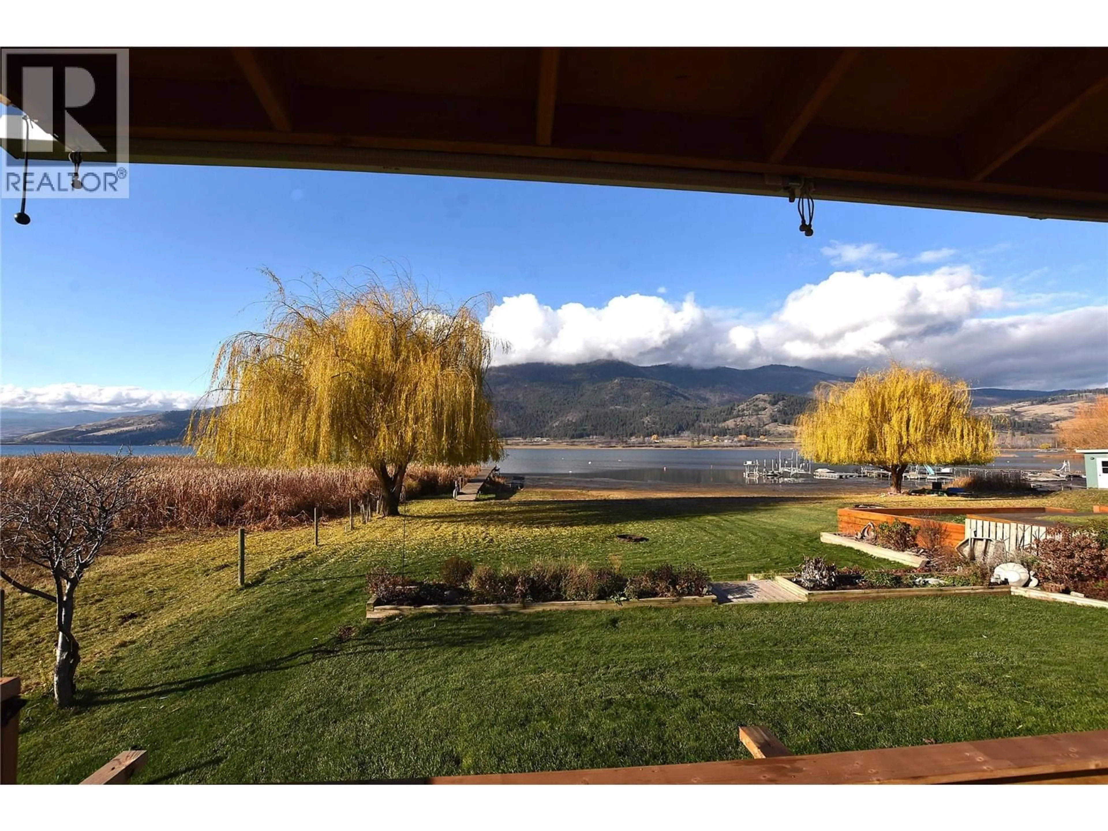 Patio, water/lake/river/ocean view for 103 - 75 ANTOINE ROAD, Vernon British Columbia V1H2A3