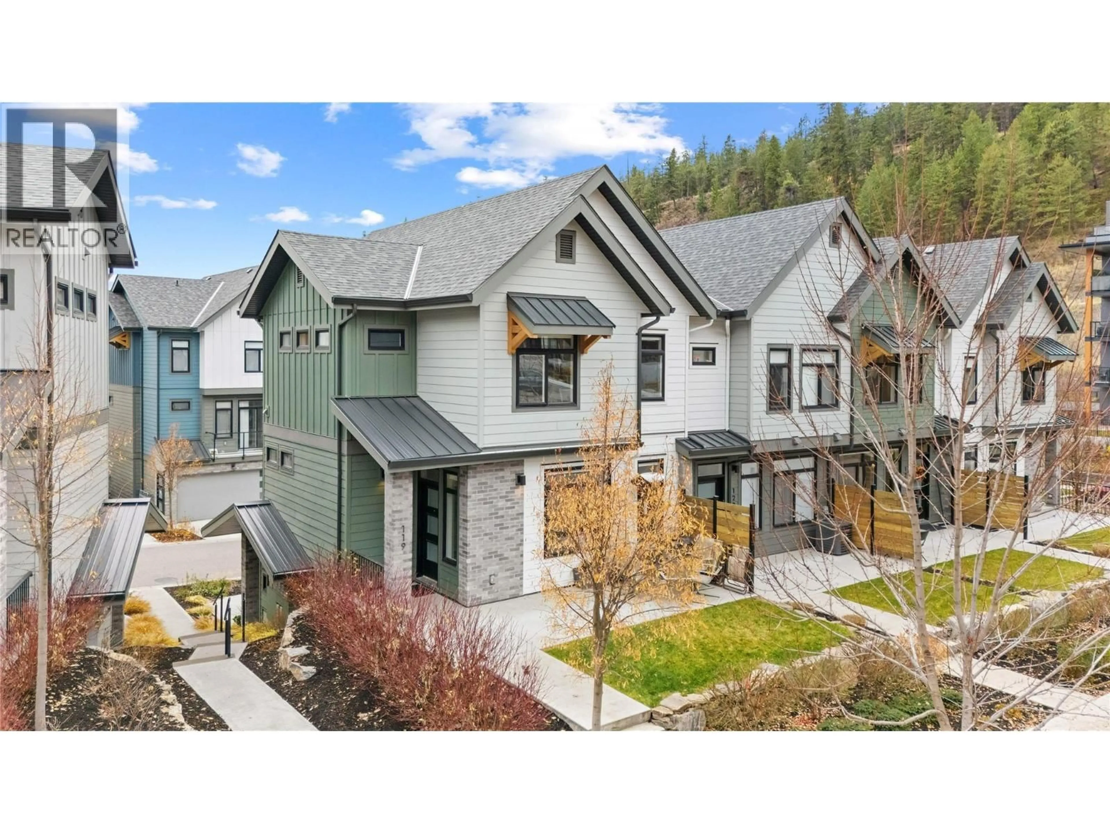 A pic from outside/outdoor area/front of a property/back of a property/a pic from drone, mountain view for 119 - 1435 CARA GLEN COURT, Kelowna British Columbia V1V0G1