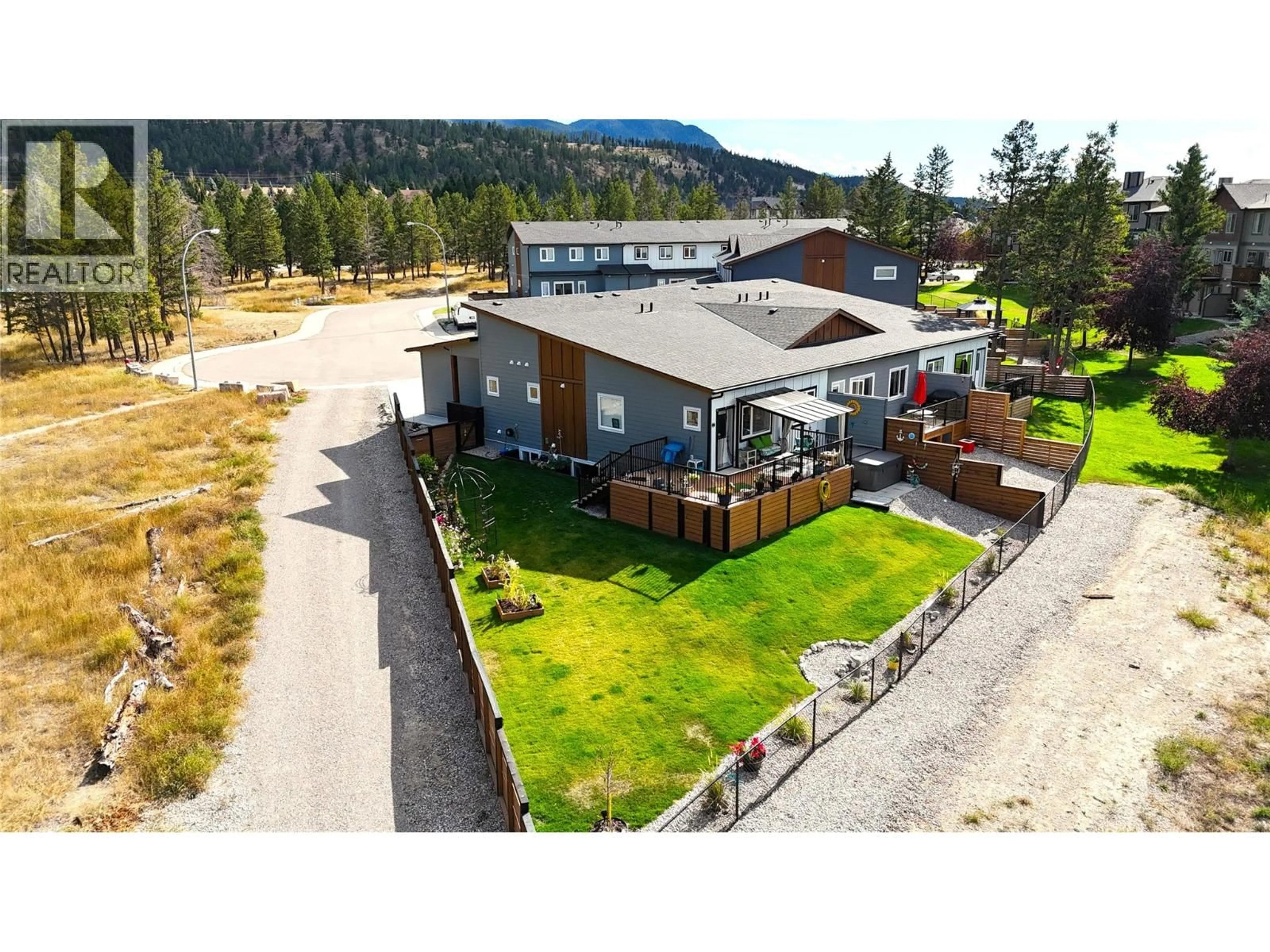 A pic from outside/outdoor area/front of a property/back of a property/a pic from drone, mountain view for 1 - 4820 RIDGE ROAD, Radium Hot Springs British Columbia V0A1M0