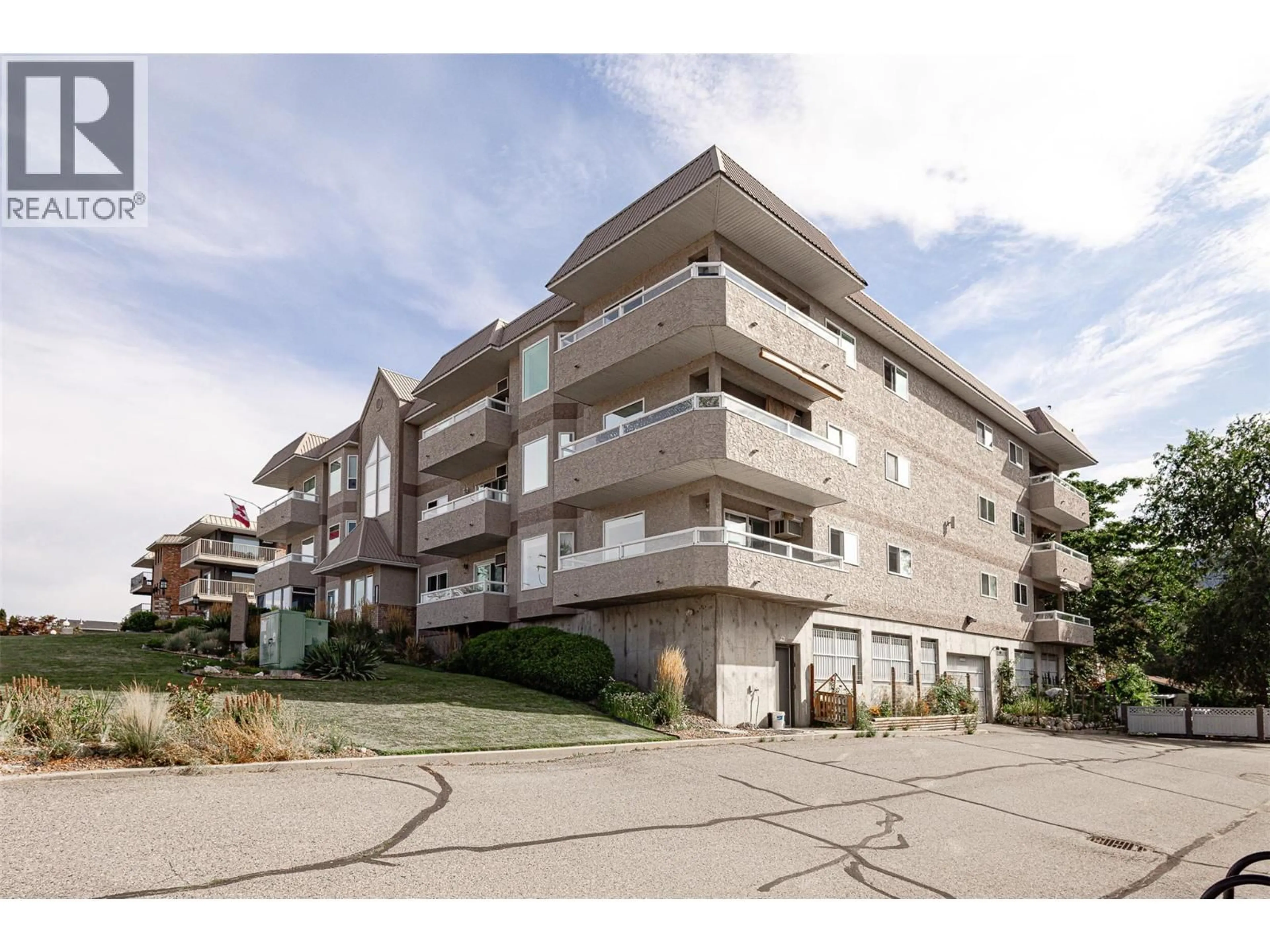 Unknown for 101 - 102 VAN HORNE STREET, Penticton British Columbia V2A4K2